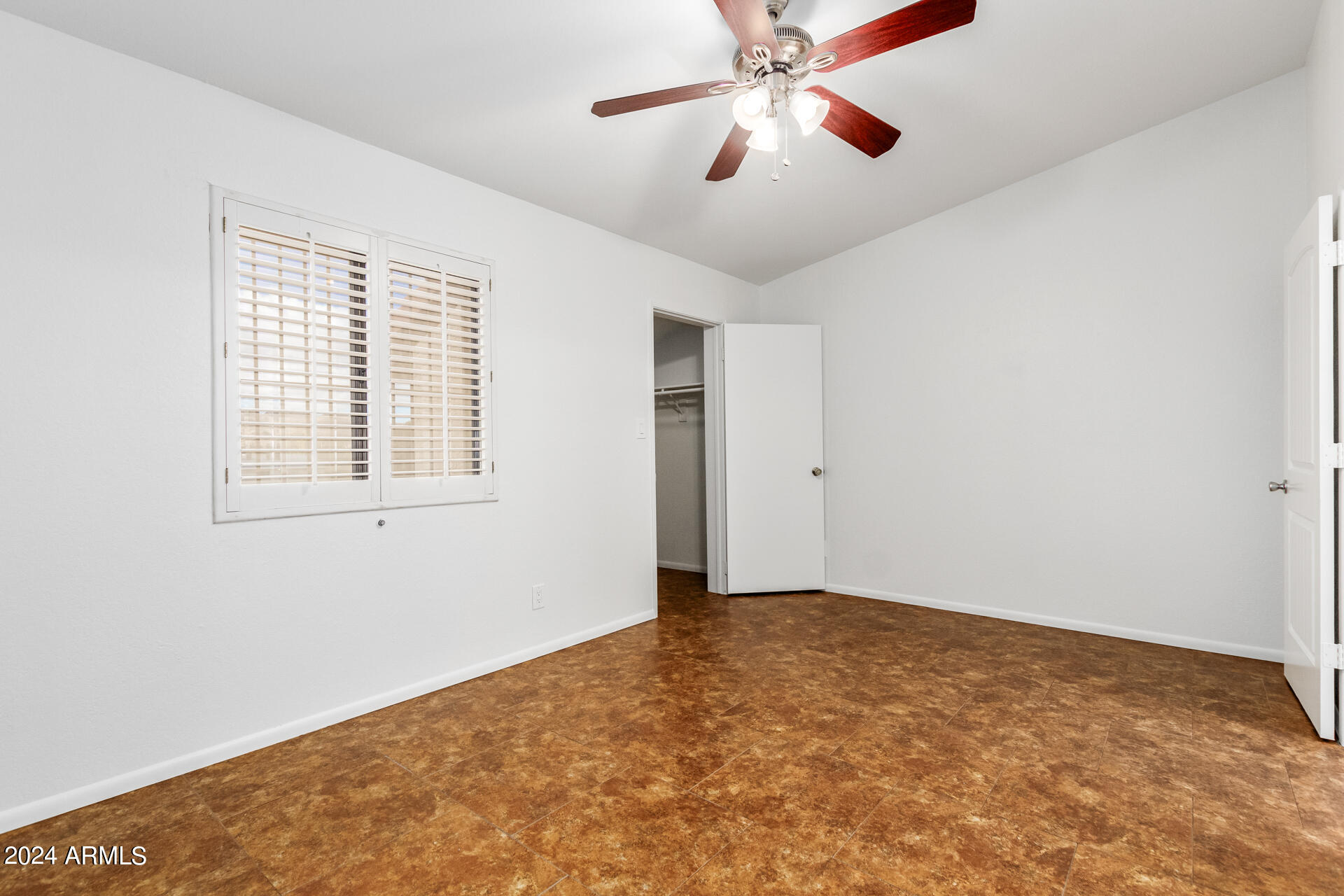 10631 N 15TH Way Unit: 10