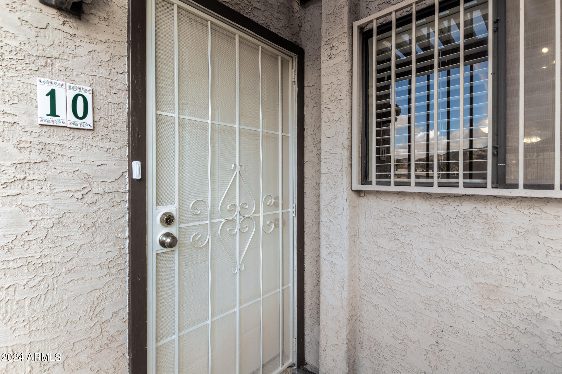 10631 N 15TH Way Unit: 10