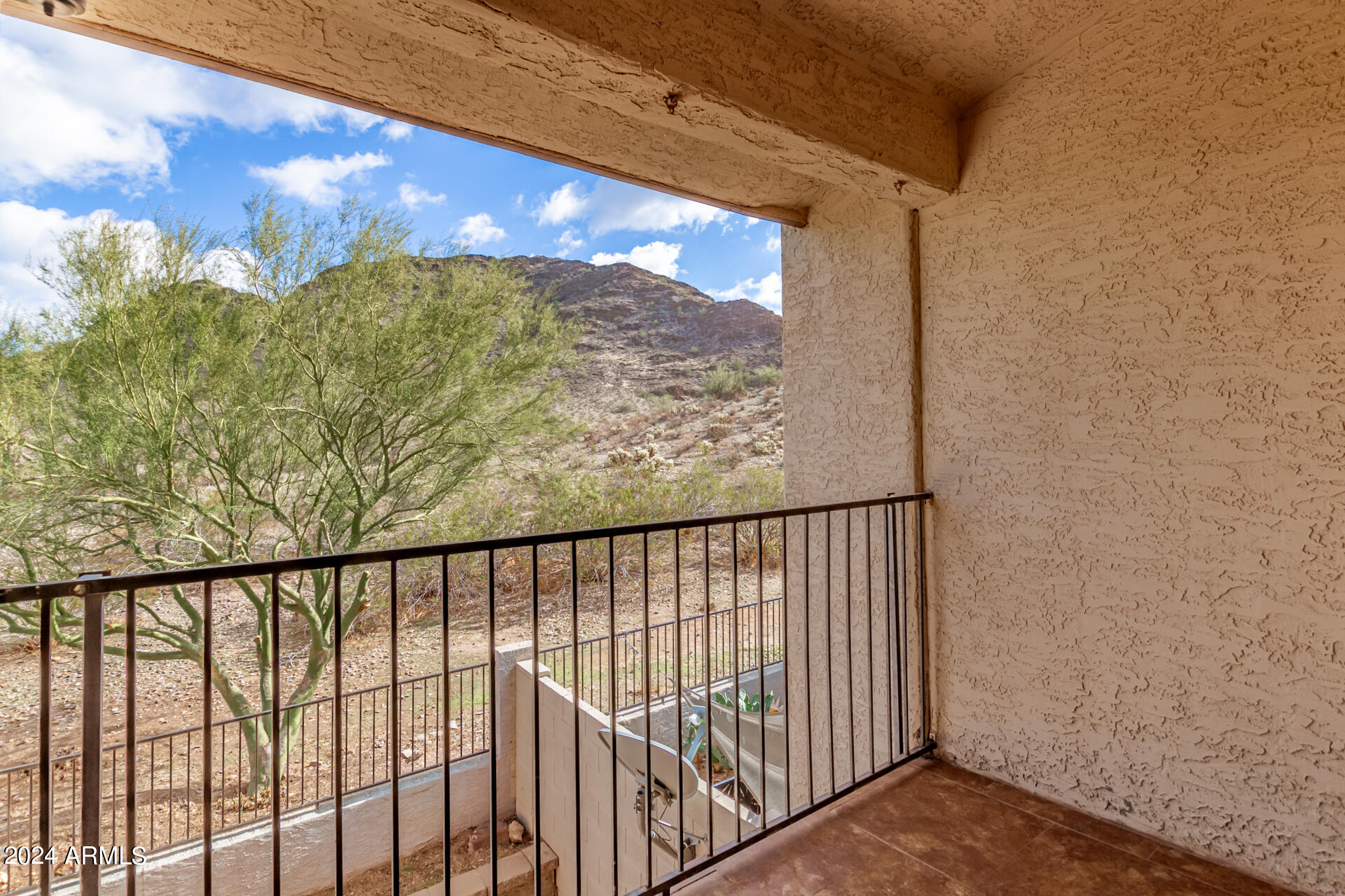 10631 N 15TH Way Unit: 10