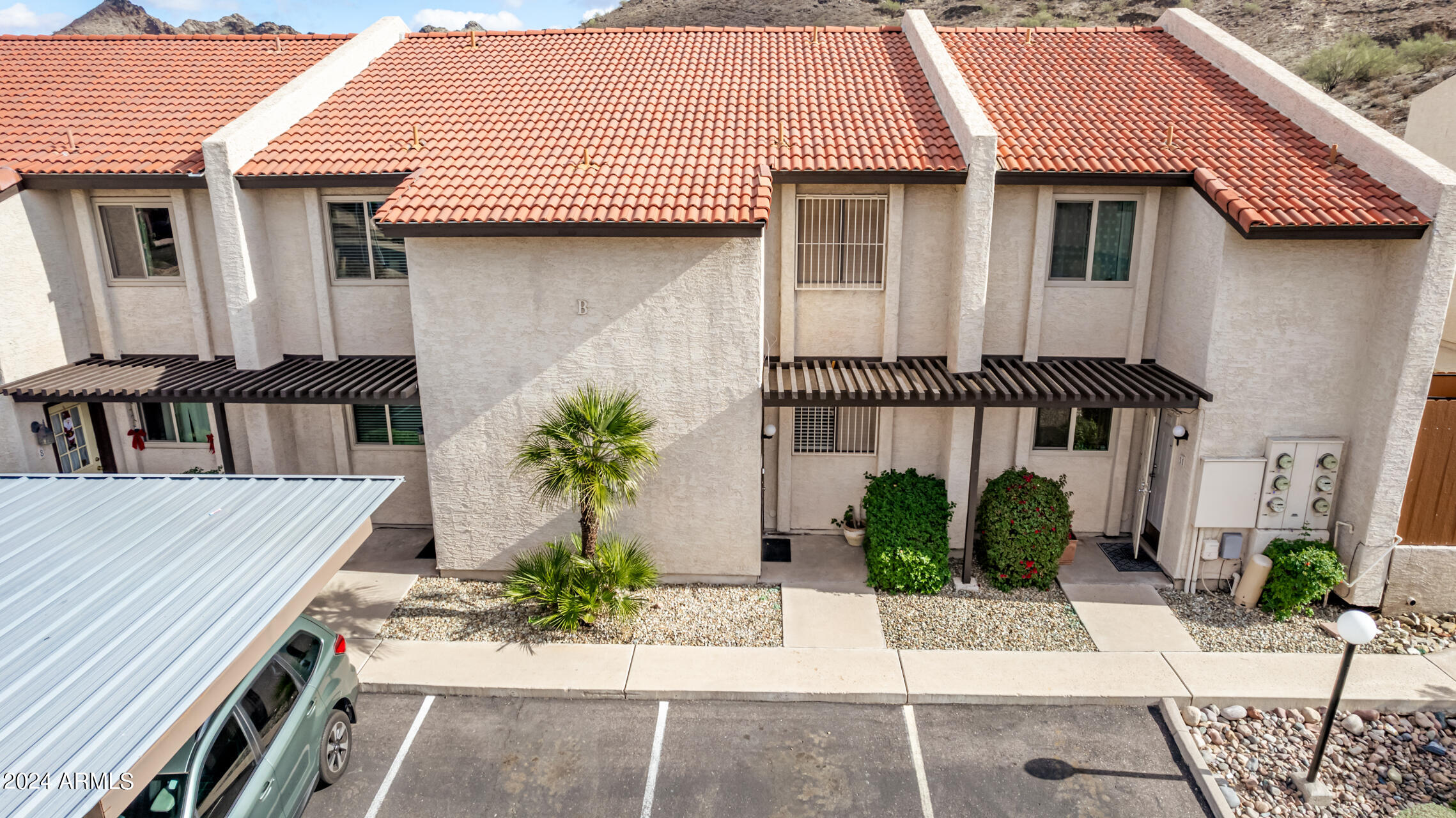 10631 N 15TH Way Unit: 10