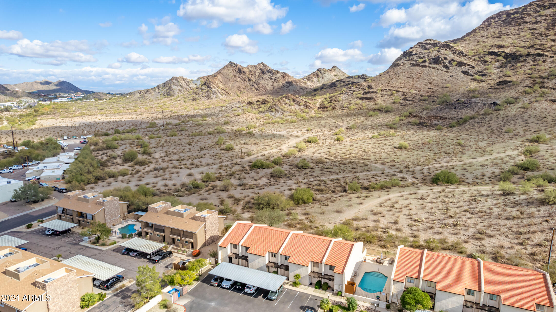 10631 N 15TH Way Unit: 10