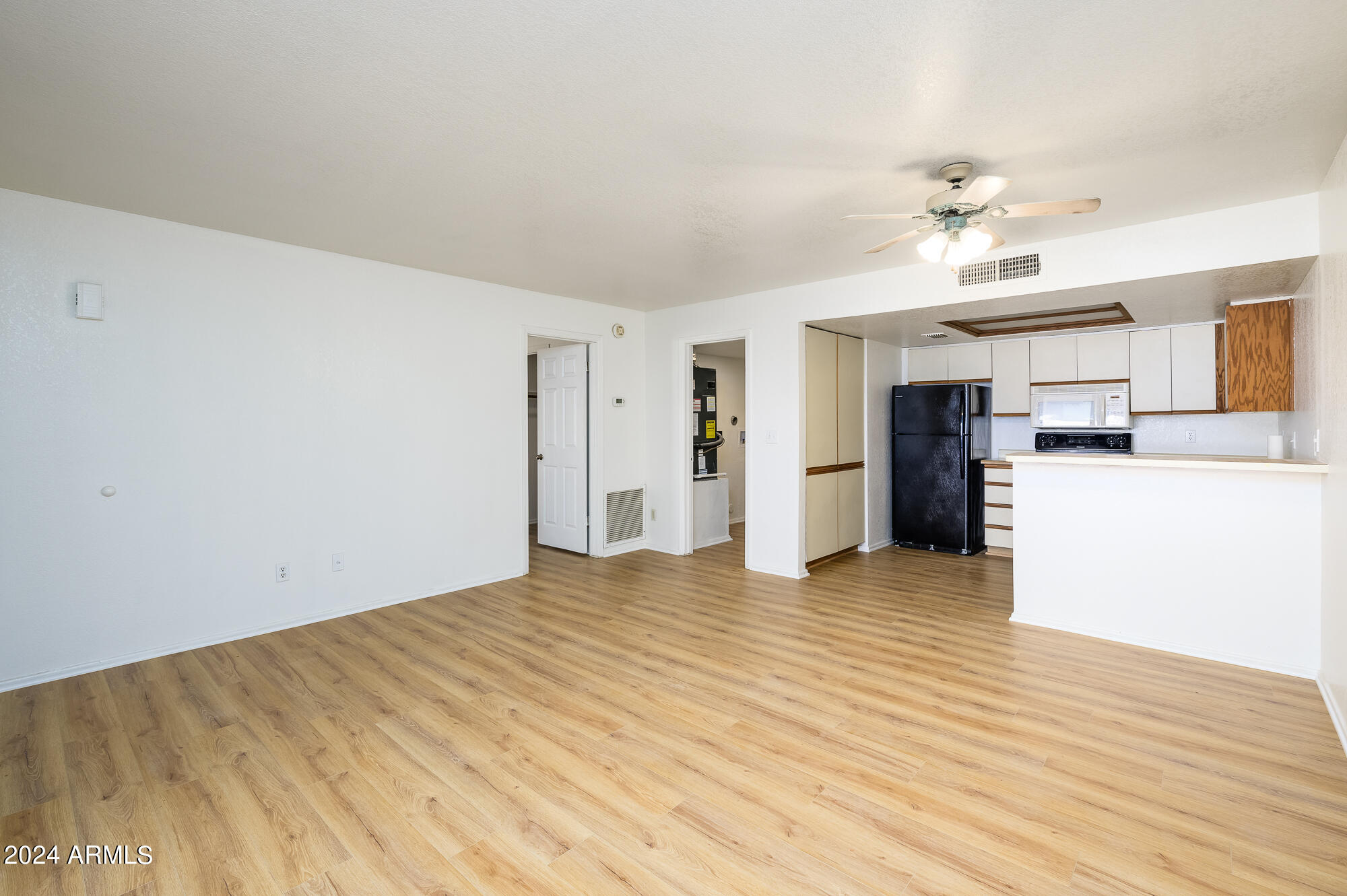 1351 N PLEASANT Drive Unit: 1173
