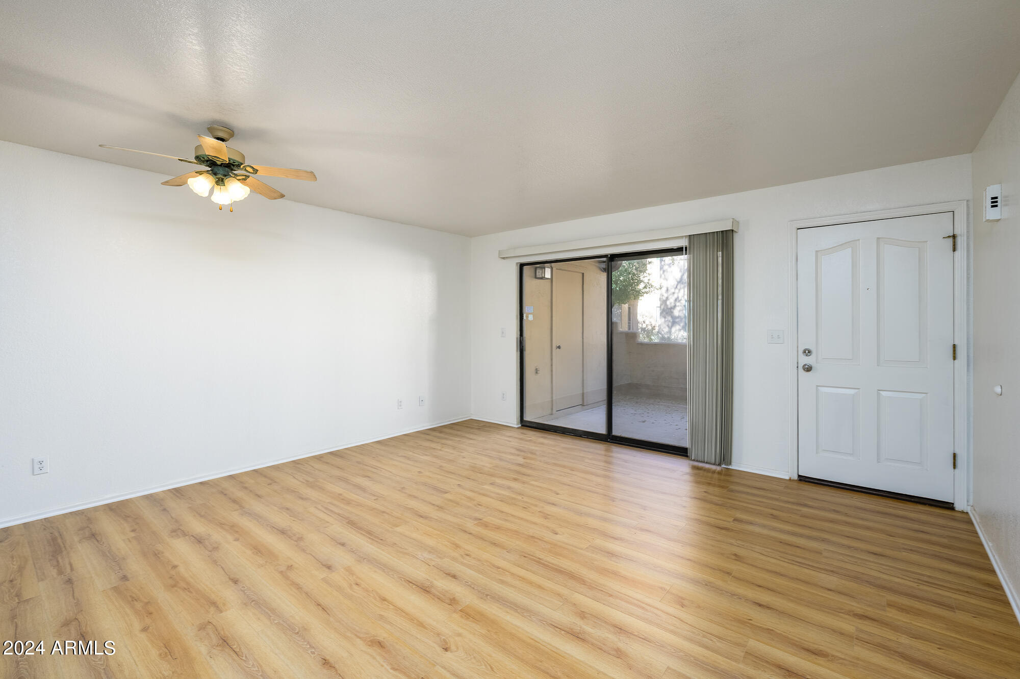 1351 N PLEASANT Drive Unit: 1173