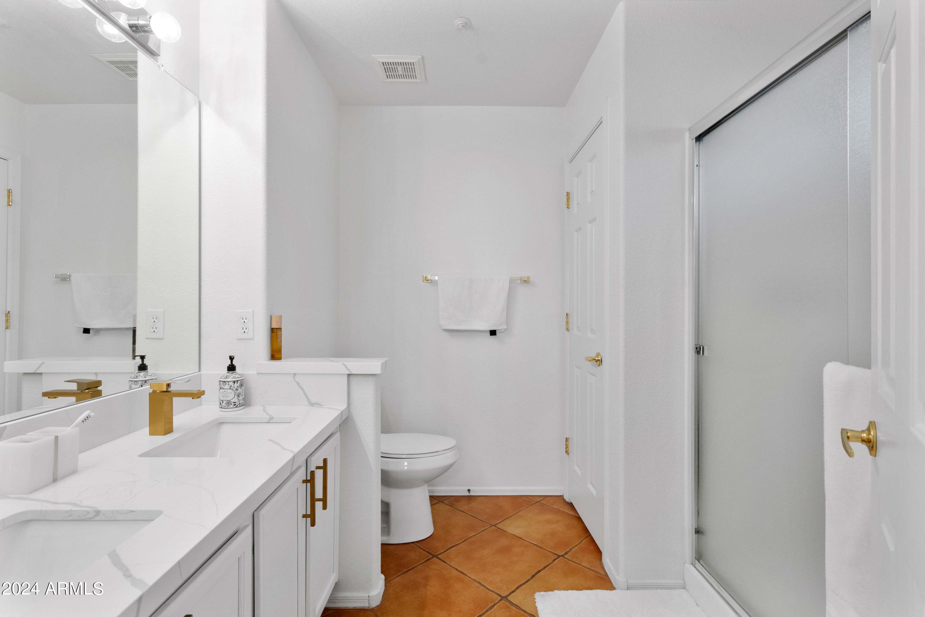 7650 E WILLIAMS Drive Unit: 1070