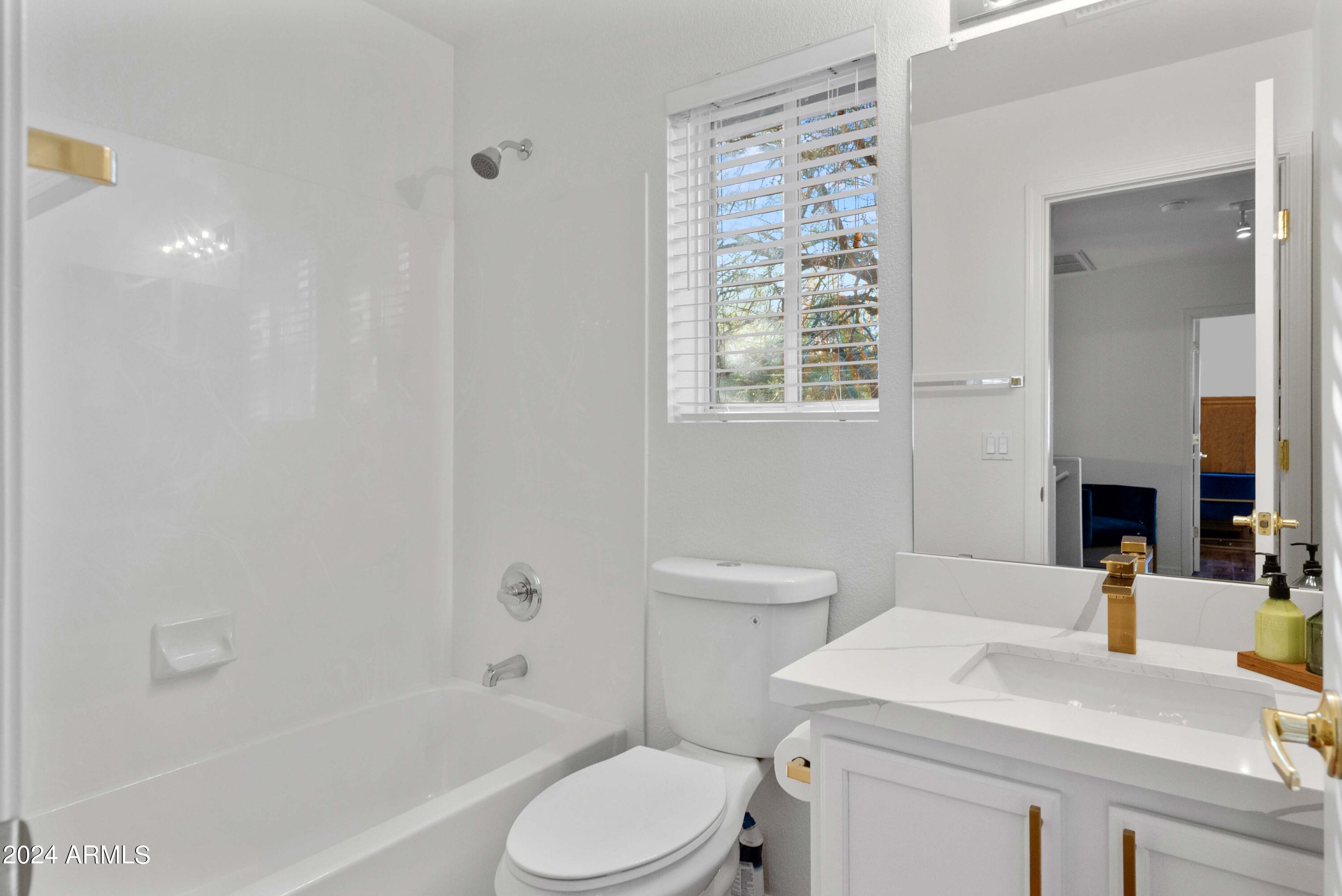 7650 E WILLIAMS Drive Unit: 1070