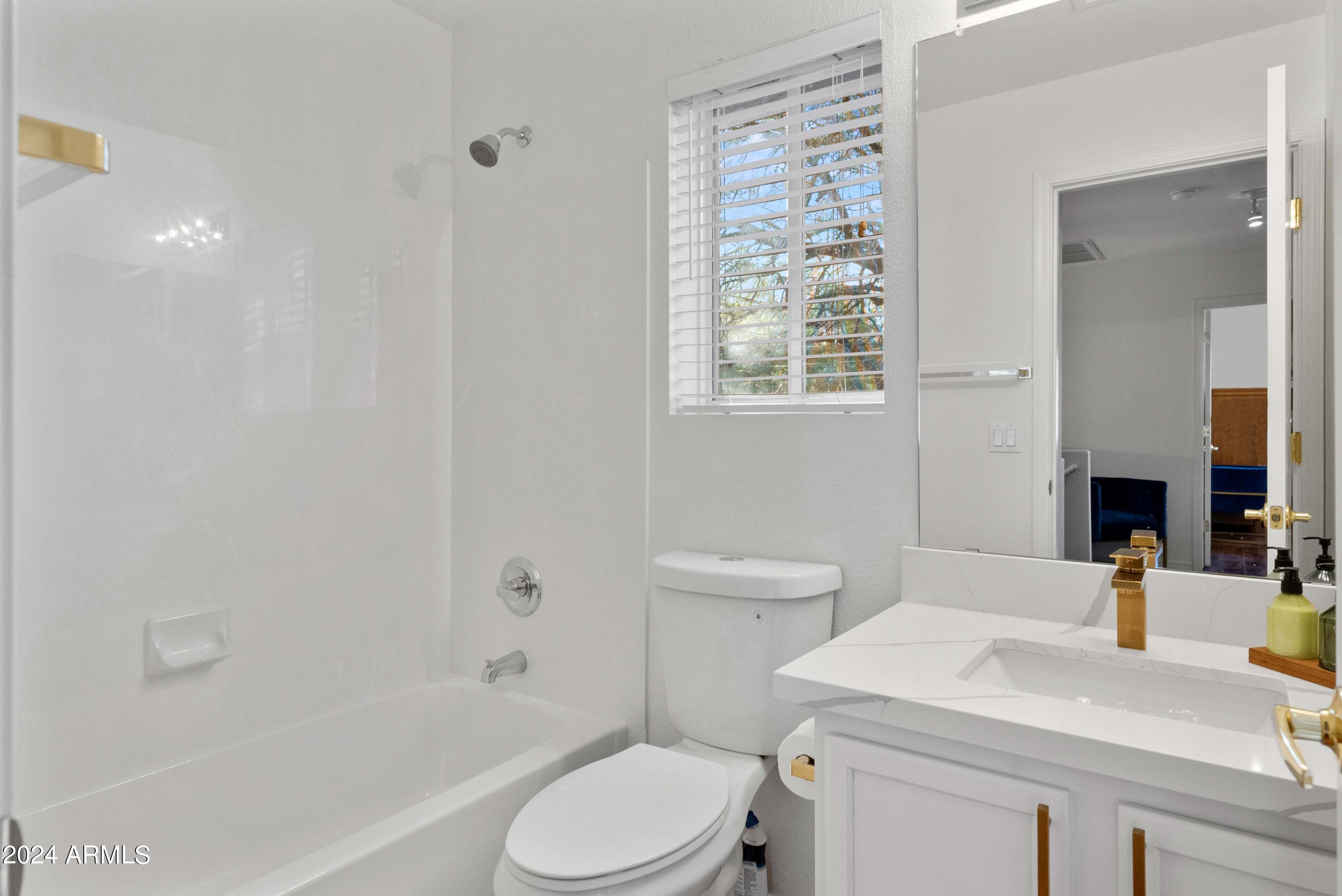 7650 E WILLIAMS Drive Unit: 1070