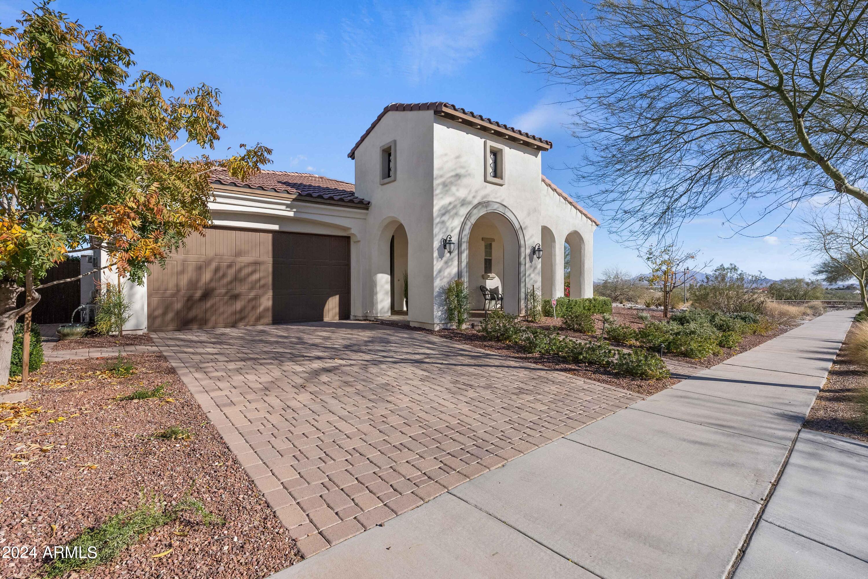 2573 N BLACK ROCK Road