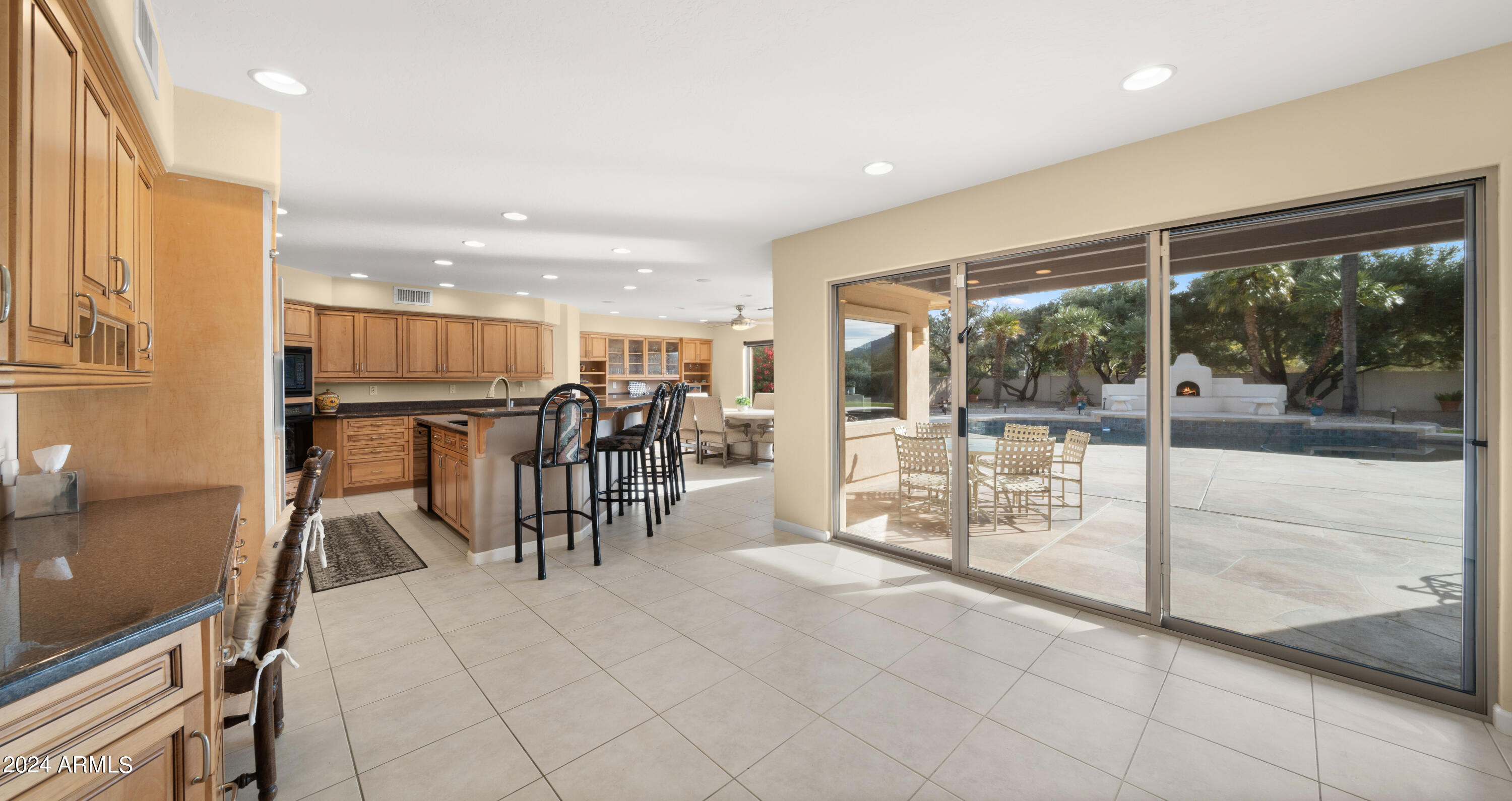 4535 E ONYX Avenue
