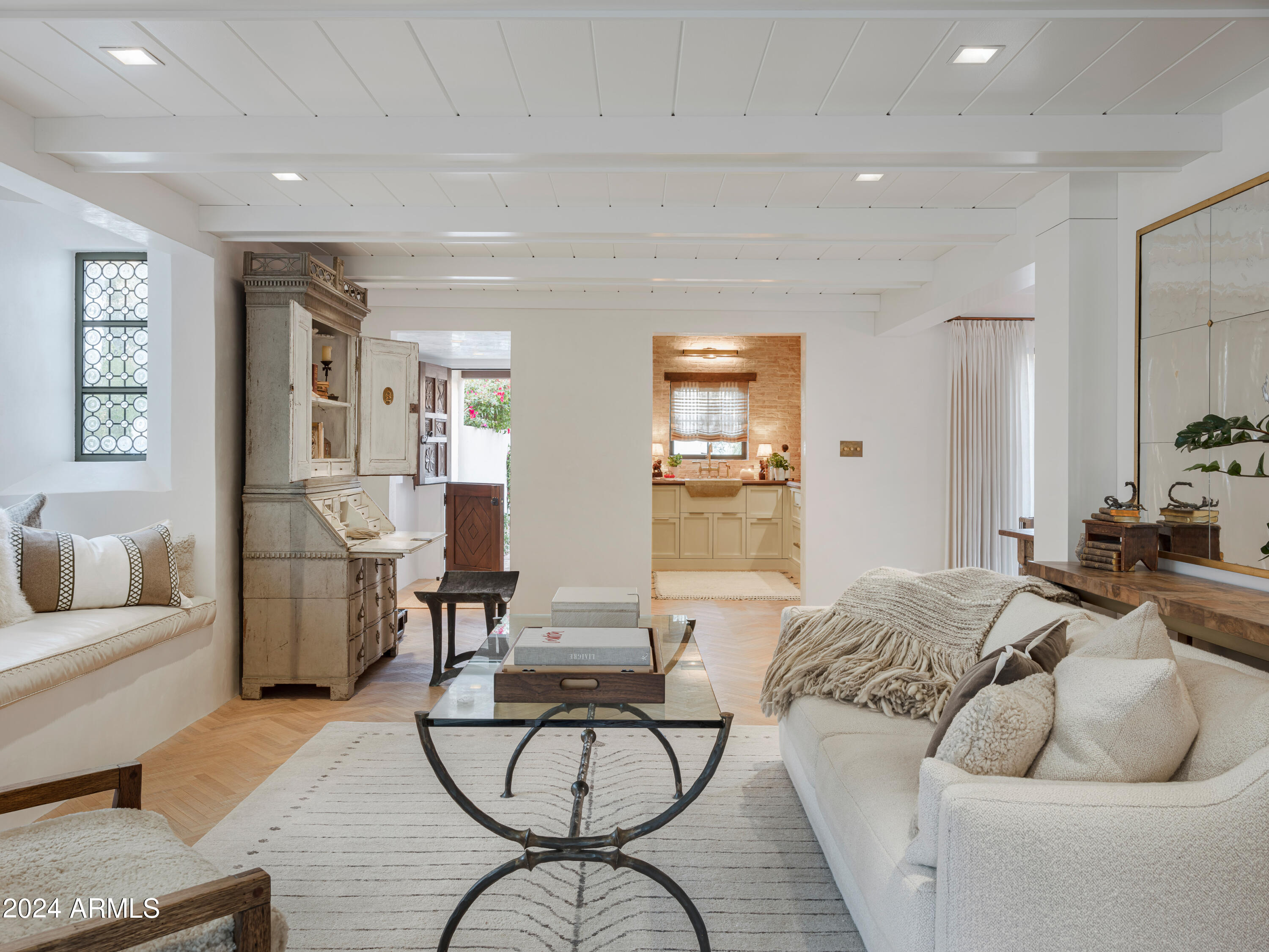 5101 N CASA BLANCA Drive Unit: 5