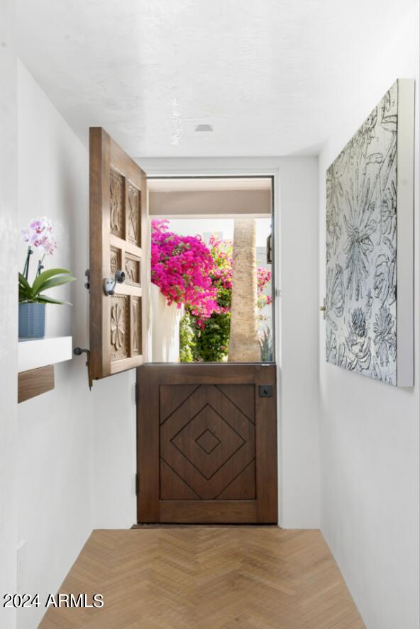 5101 N CASA BLANCA Drive Unit: 5