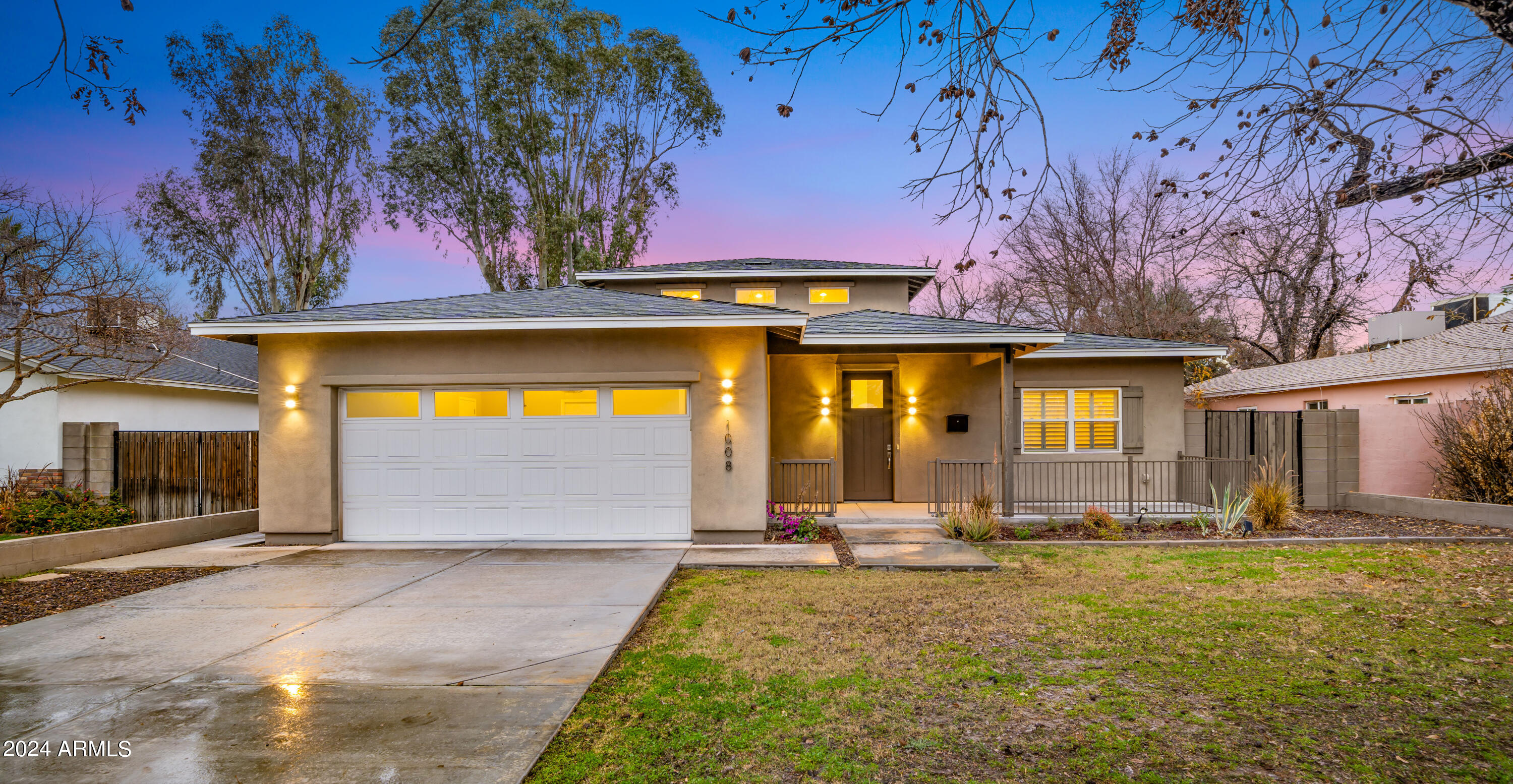 1008 E MEDLOCK Drive