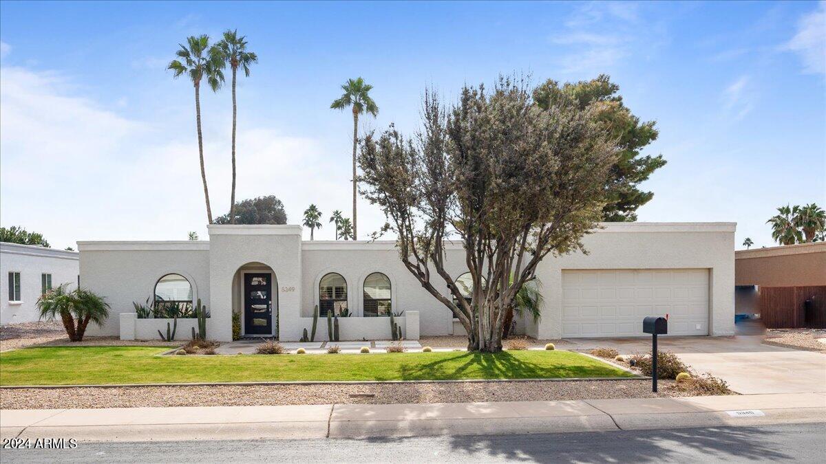 5349 E MARILYN Road