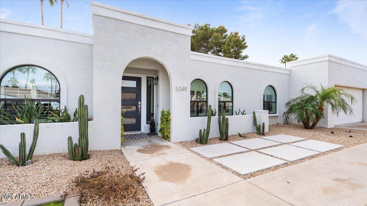 5349 E MARILYN Road