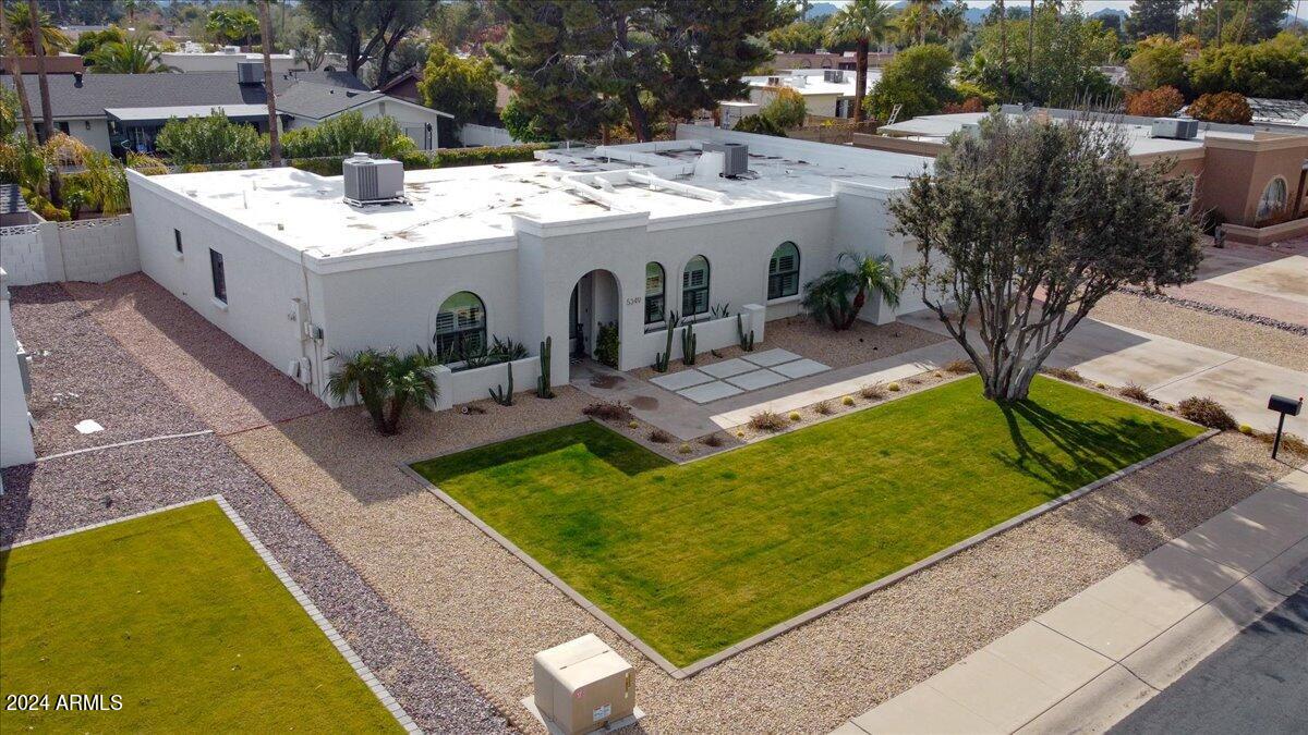 5349 E MARILYN Road