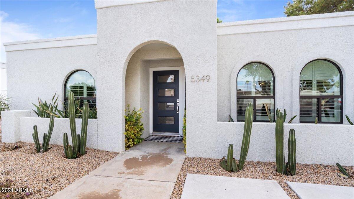 5349 E MARILYN Road