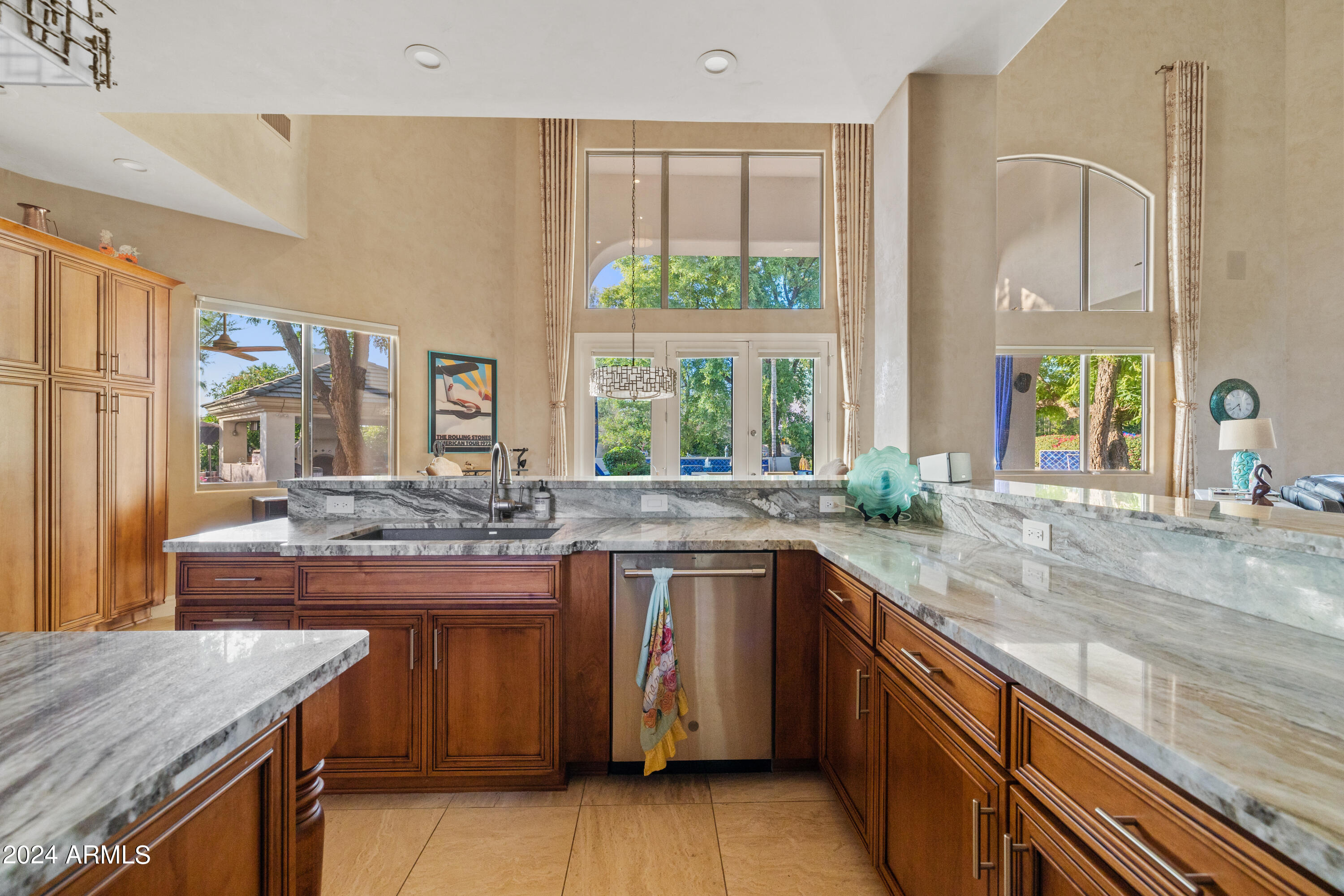 1550 N 40th Street # 6