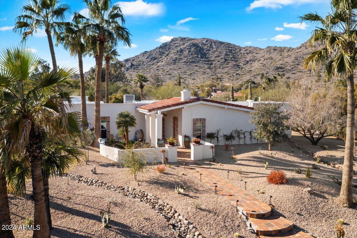 8642 N Cardinal Drive