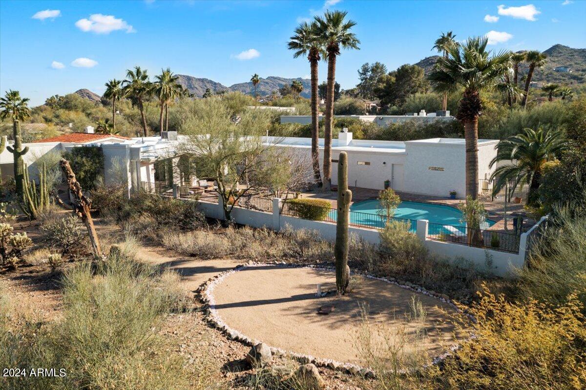 8642 N Cardinal Drive