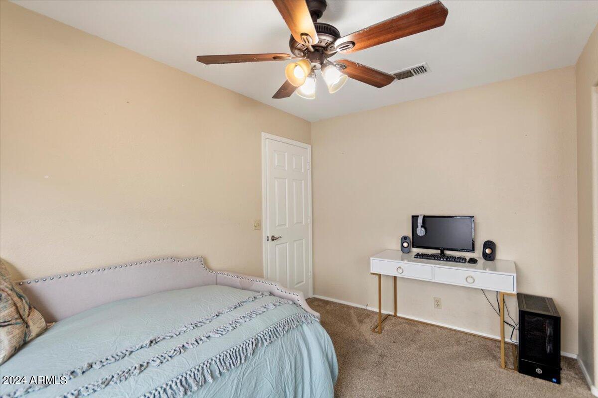 1461 E RENEE Drive