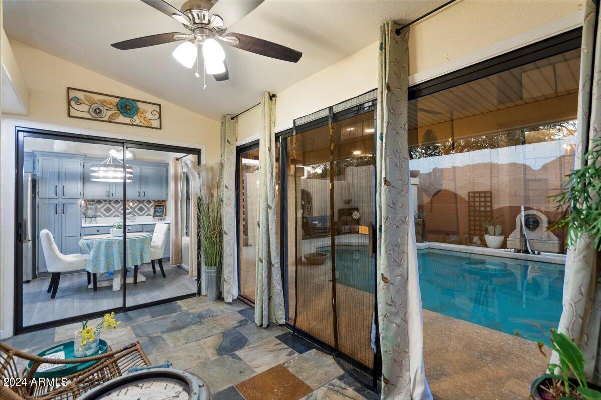1461 E RENEE Drive