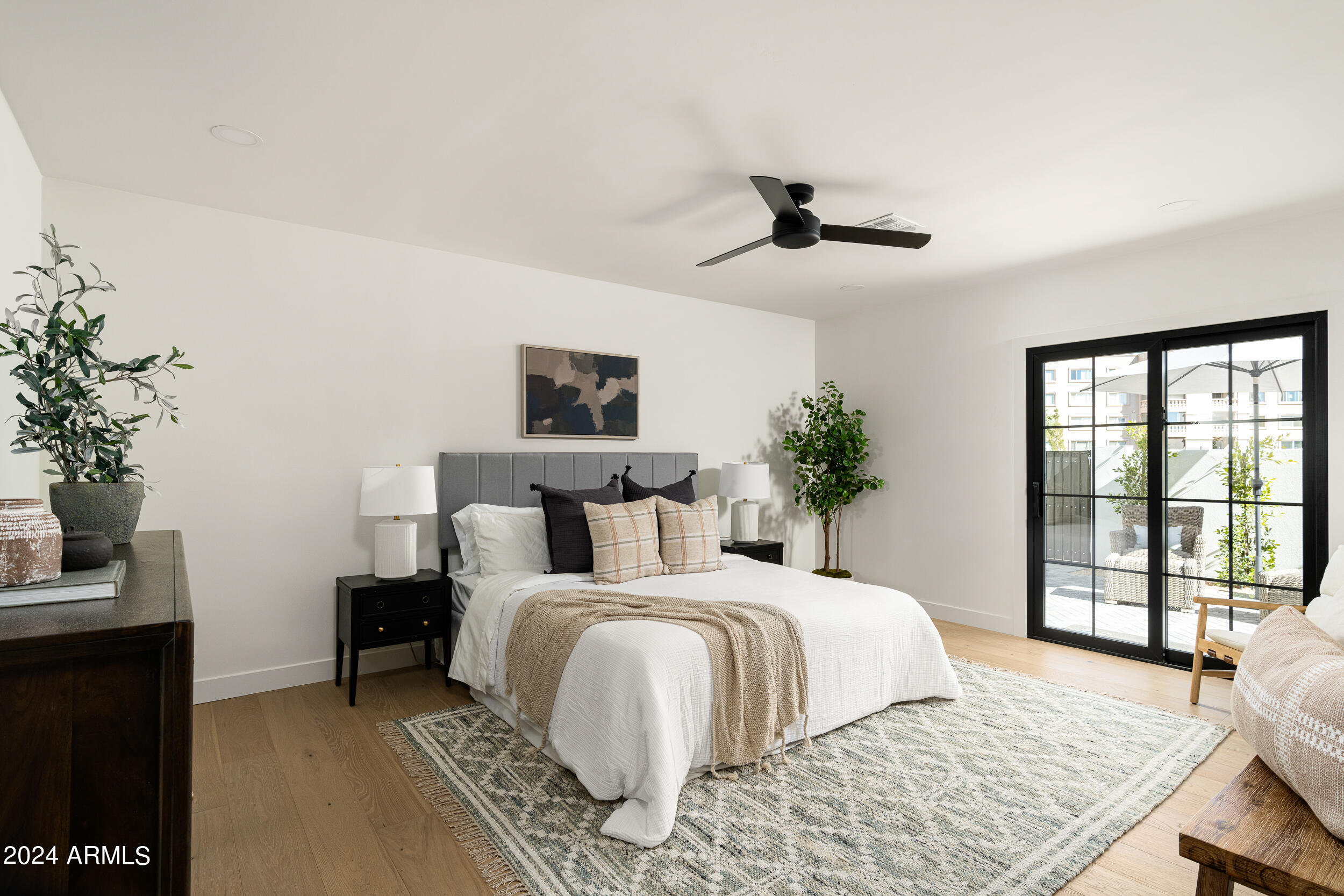 7770 E Camelback Road Unit: 17