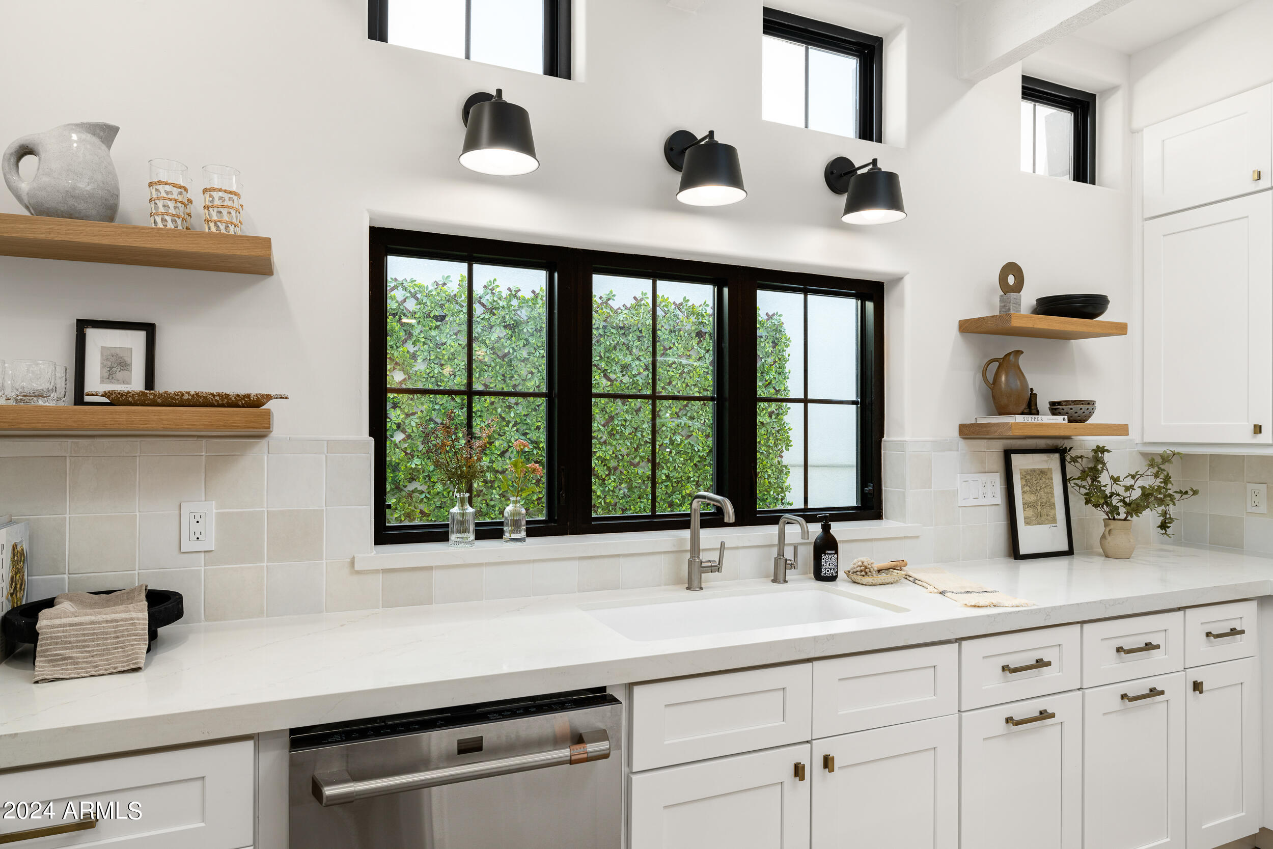 7770 E Camelback Road Unit: 17