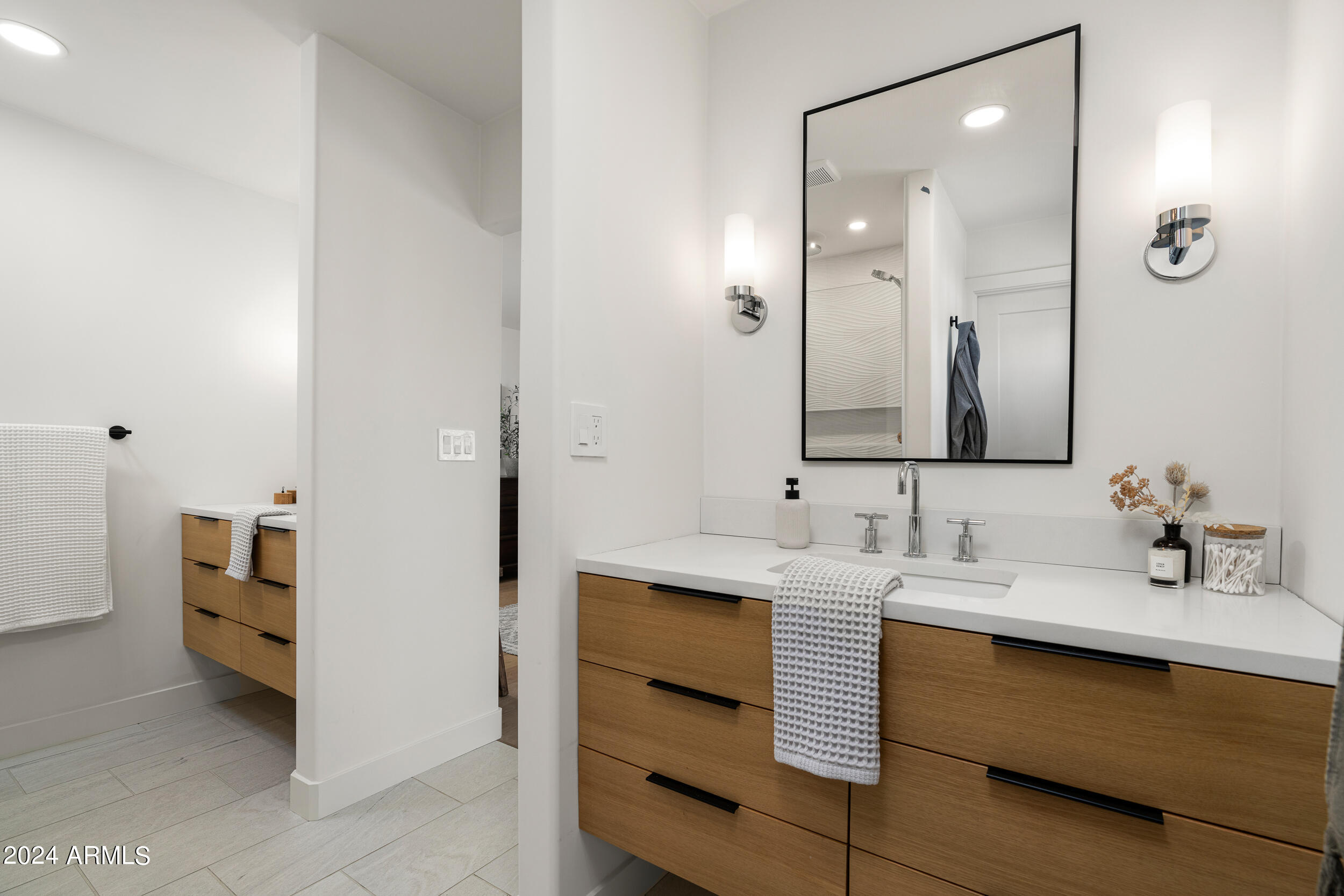 7770 E Camelback Road Unit: 17