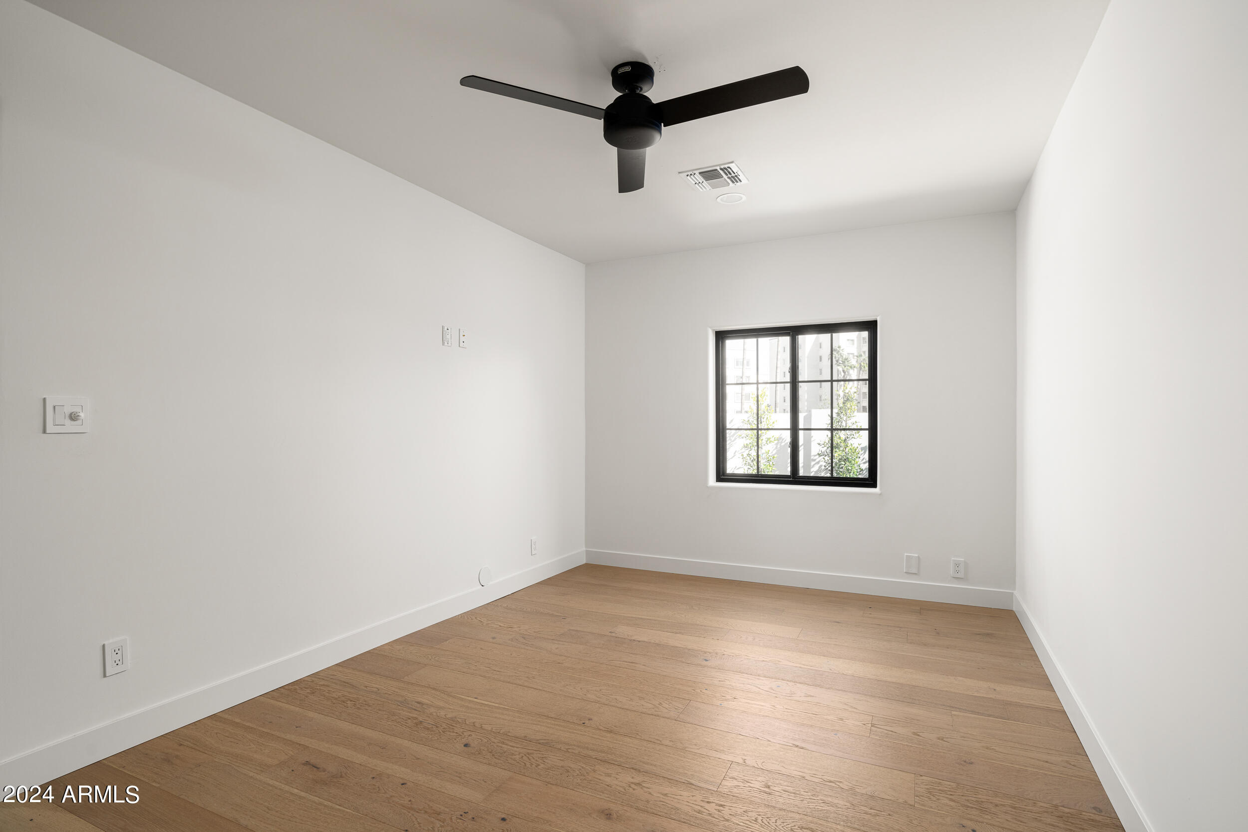 7770 E Camelback Road Unit: 17