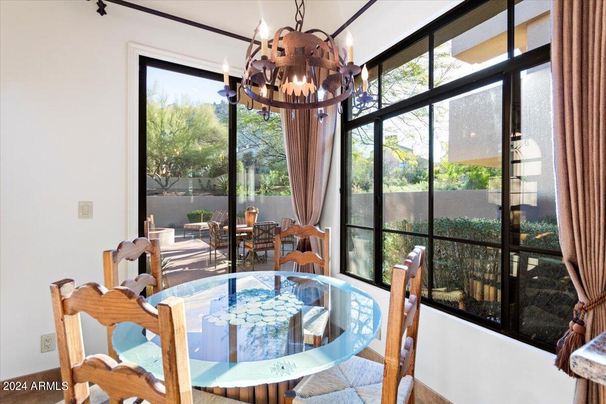 25150 N WINDY WALK Drive # 6