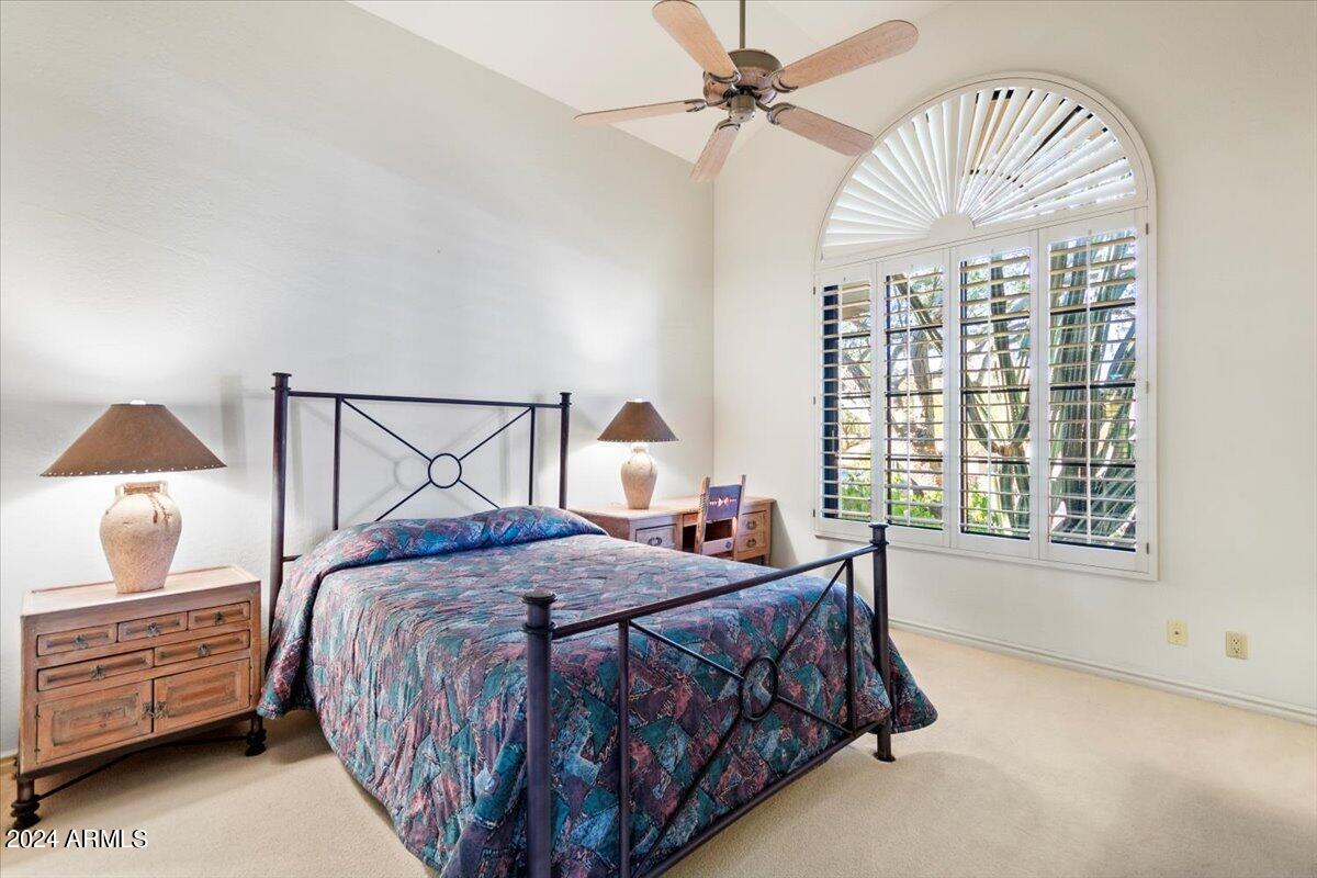 25150 N WINDY WALK Drive # 6