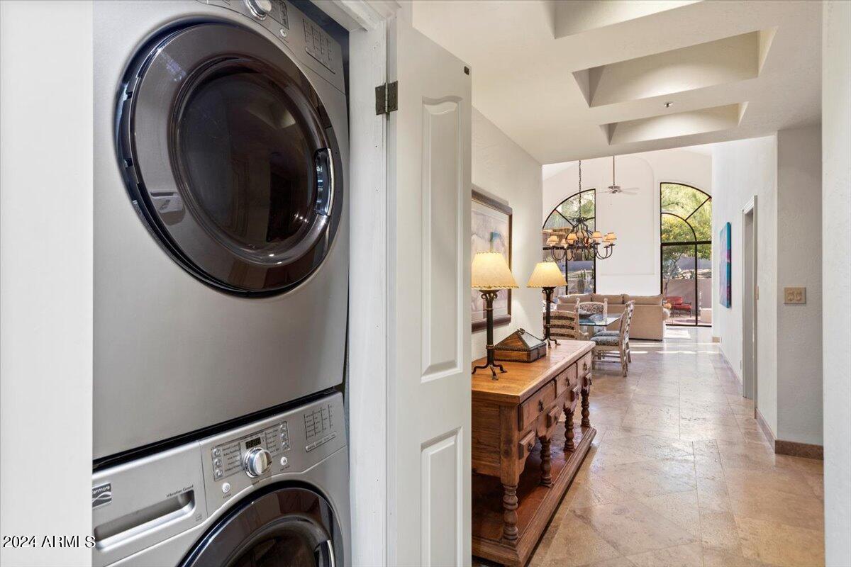 25150 N WINDY WALK Drive # 6