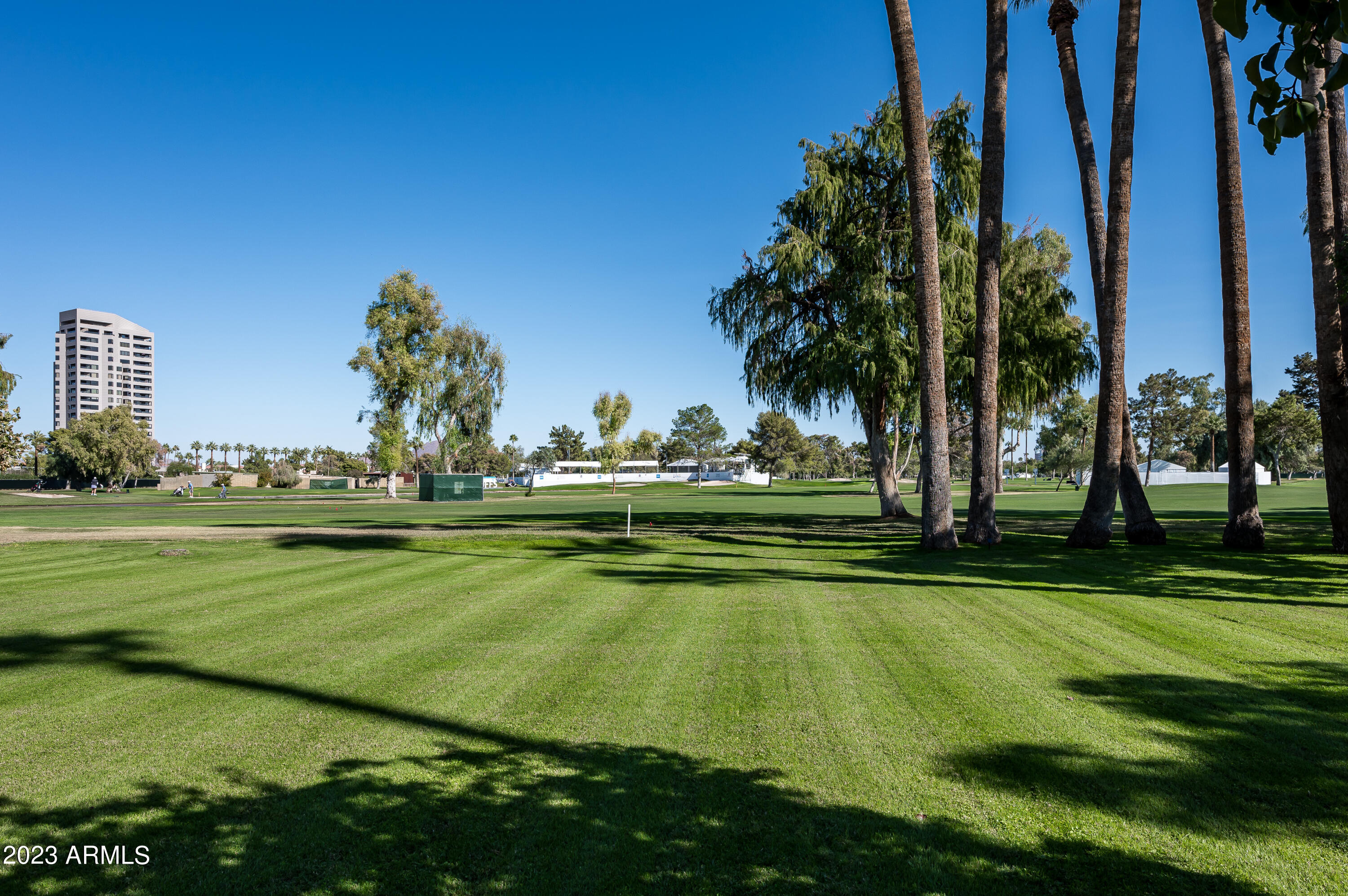 85 N Country Club Drive