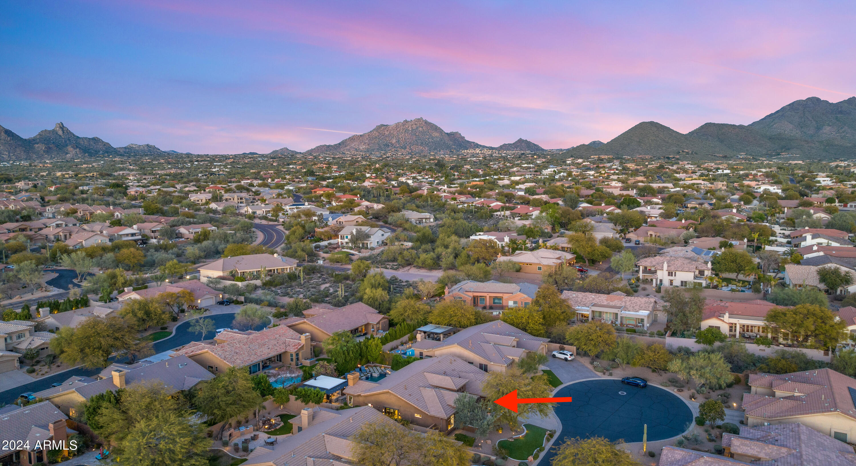 8942 E CALLE DE LAS BRISAS --
