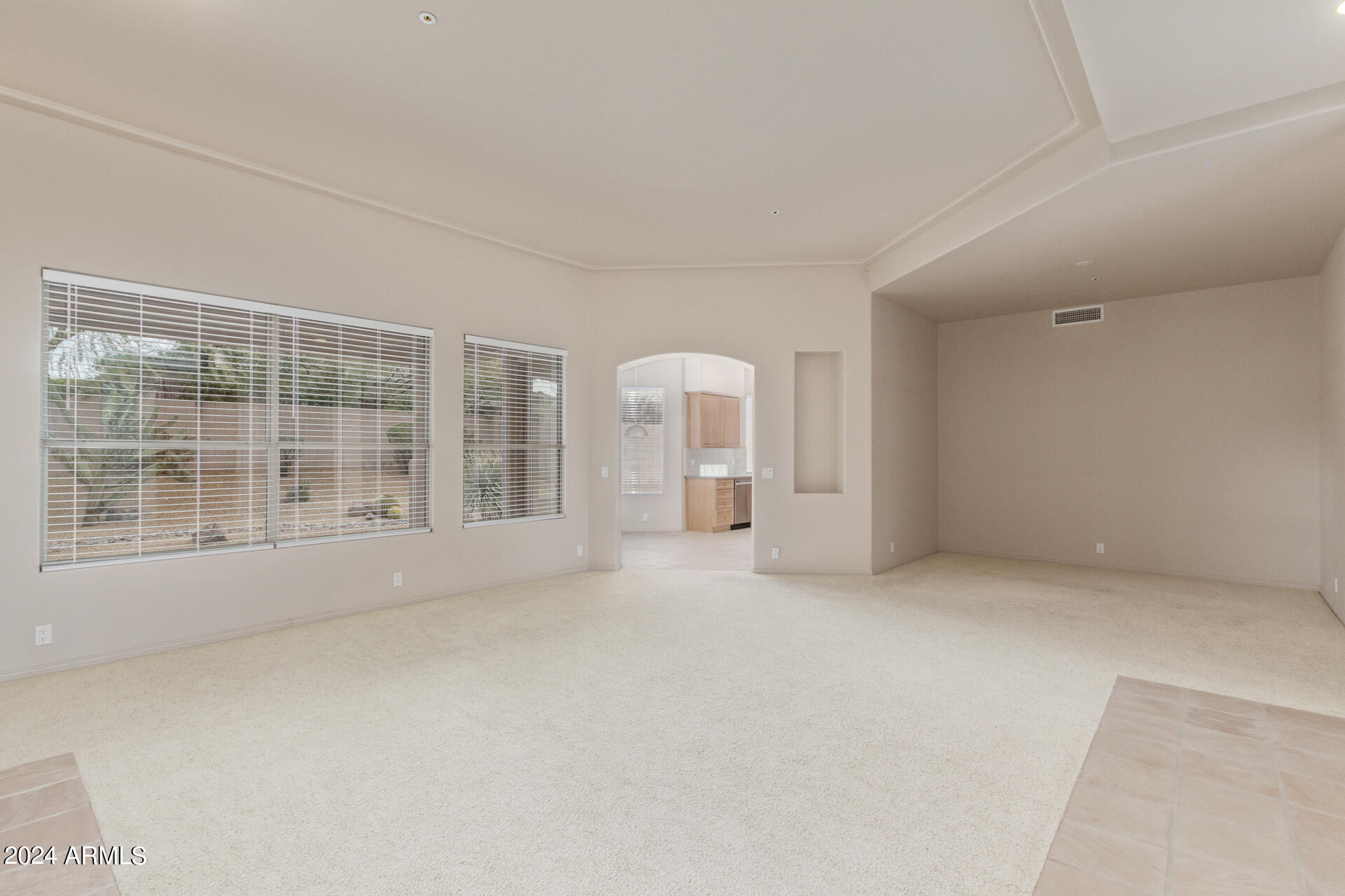 6924 E MIGHTY SAGUARO Way