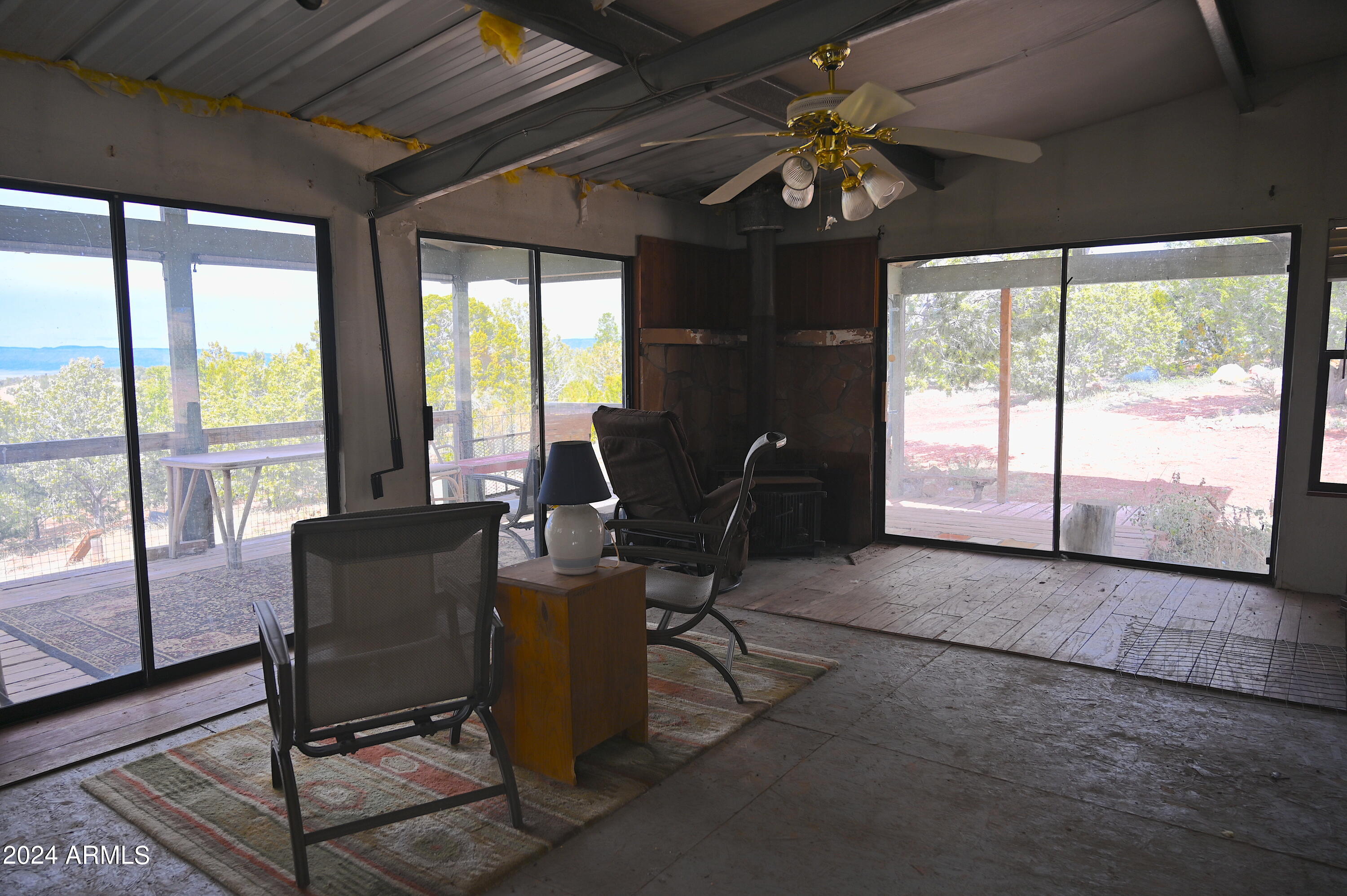 33550 W GALLINA Road
