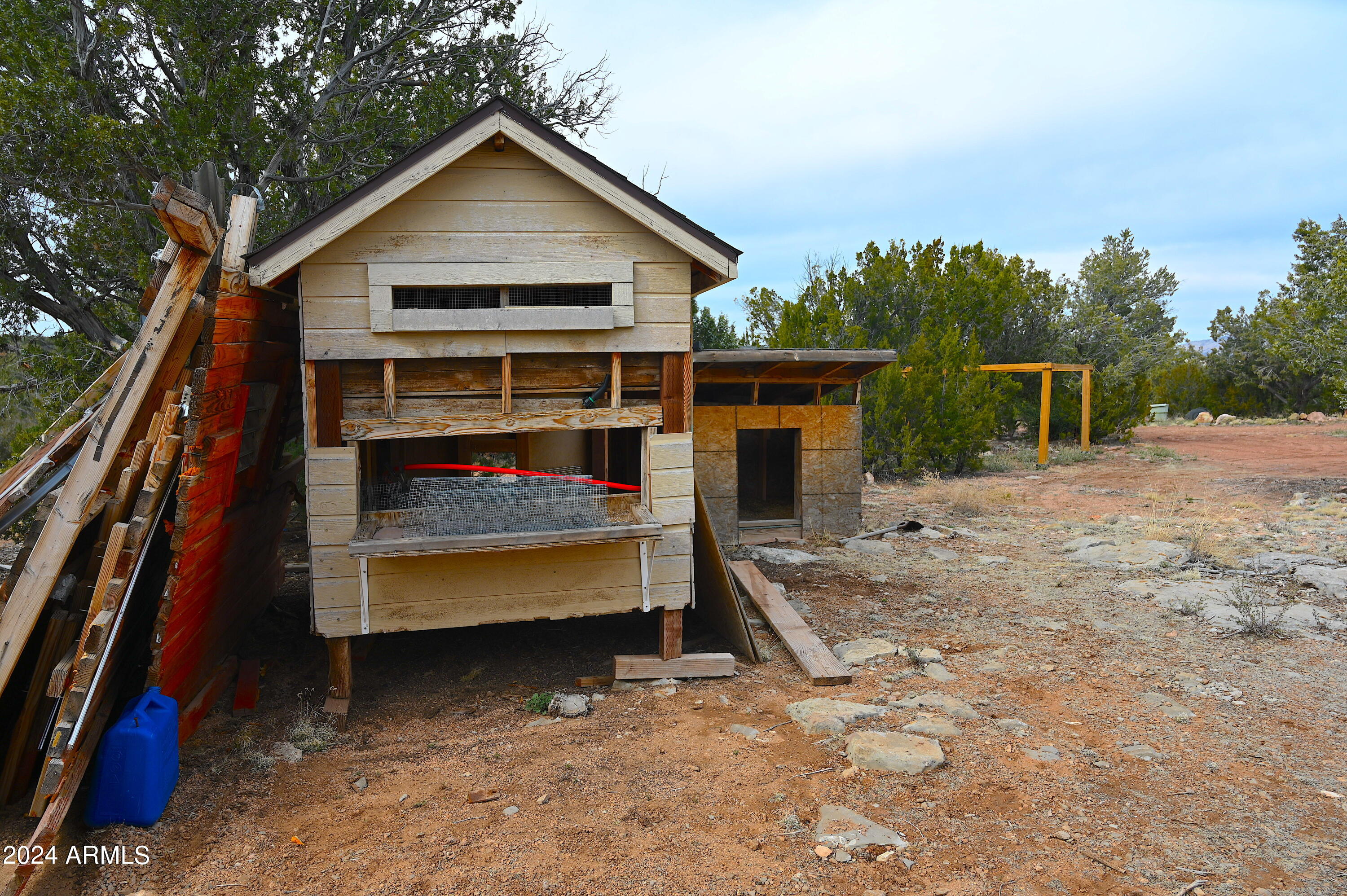 33550 W GALLINA Road