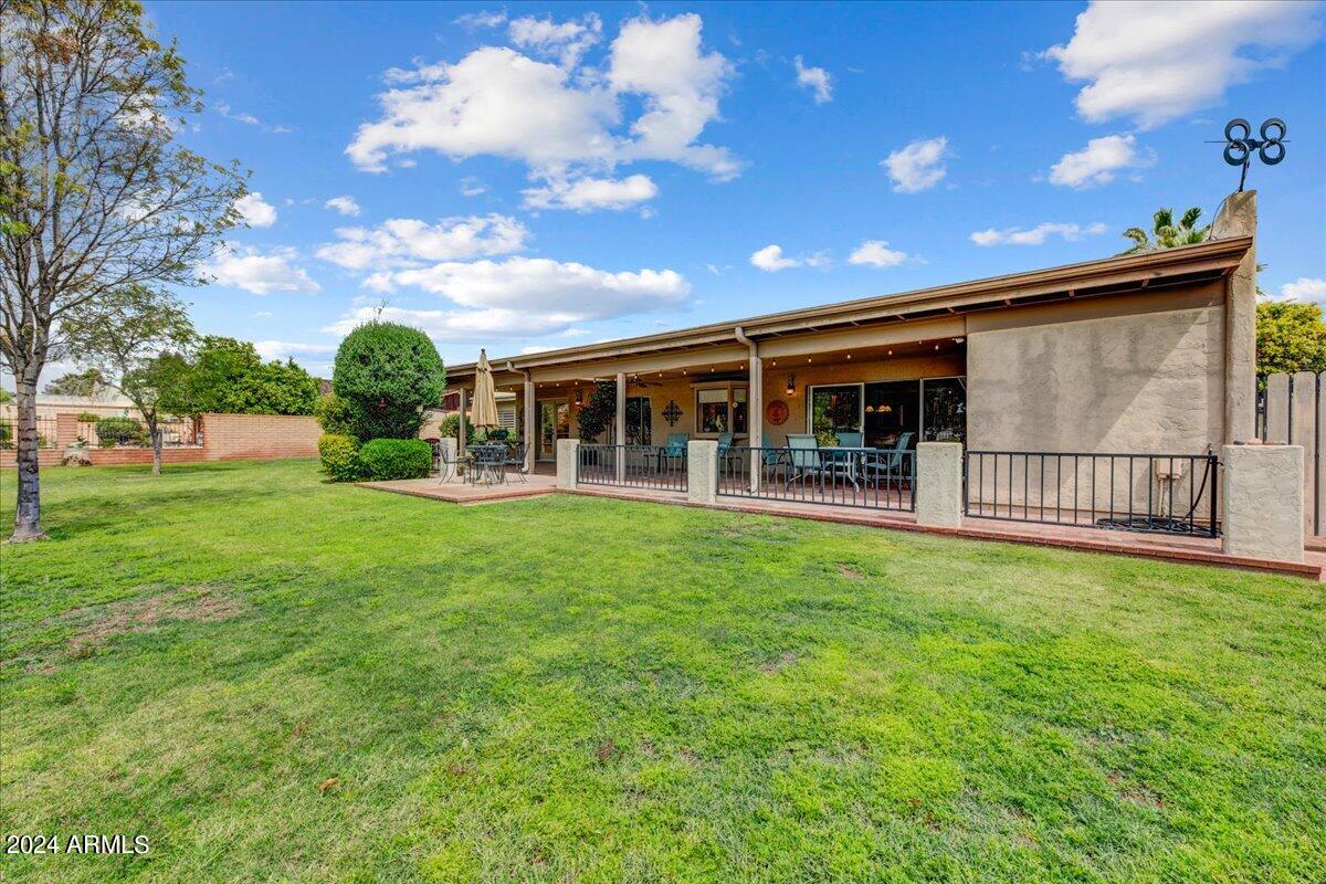 660 W MOON VALLEY Drive