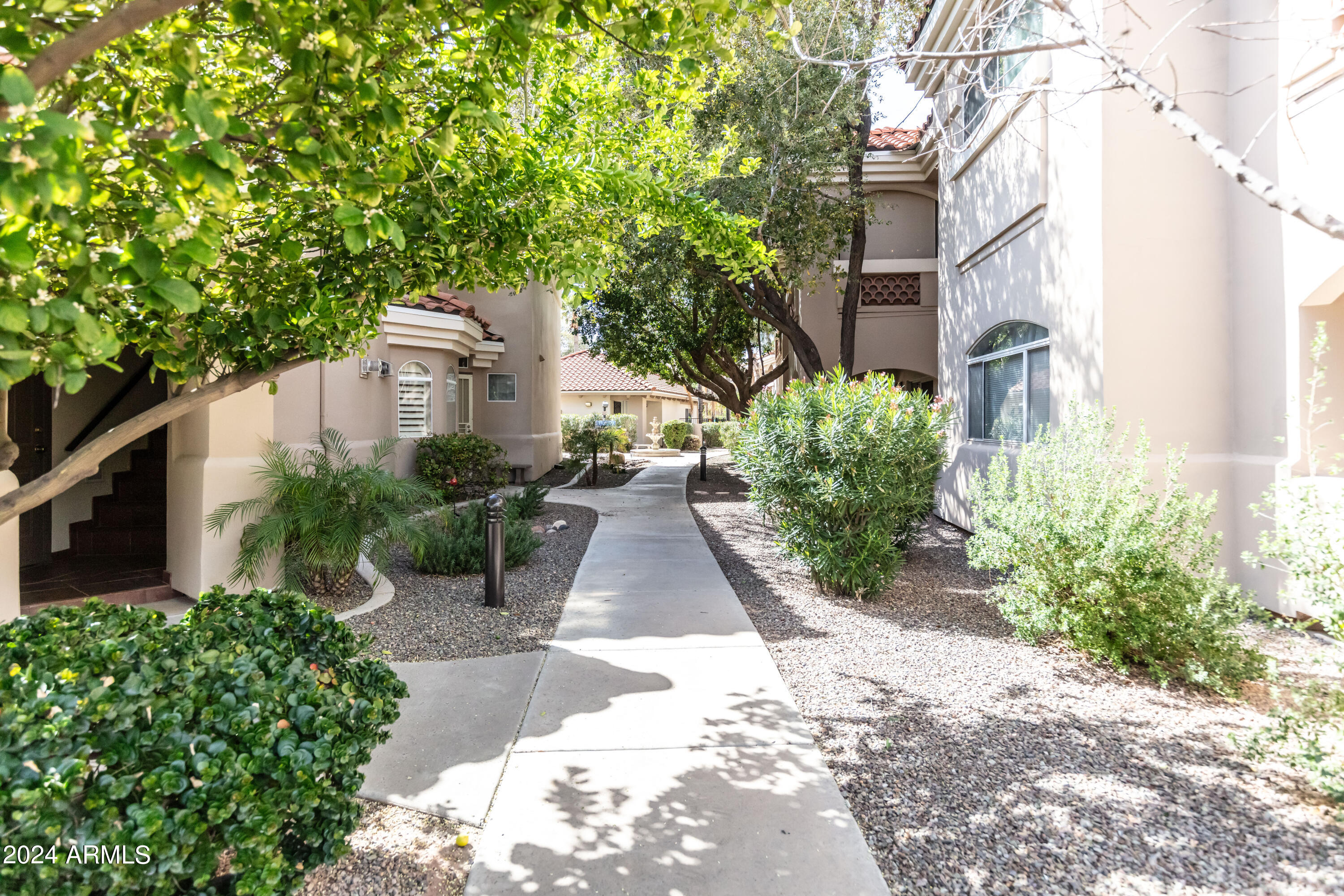 8653 E ROYAL PALM Road # 2016