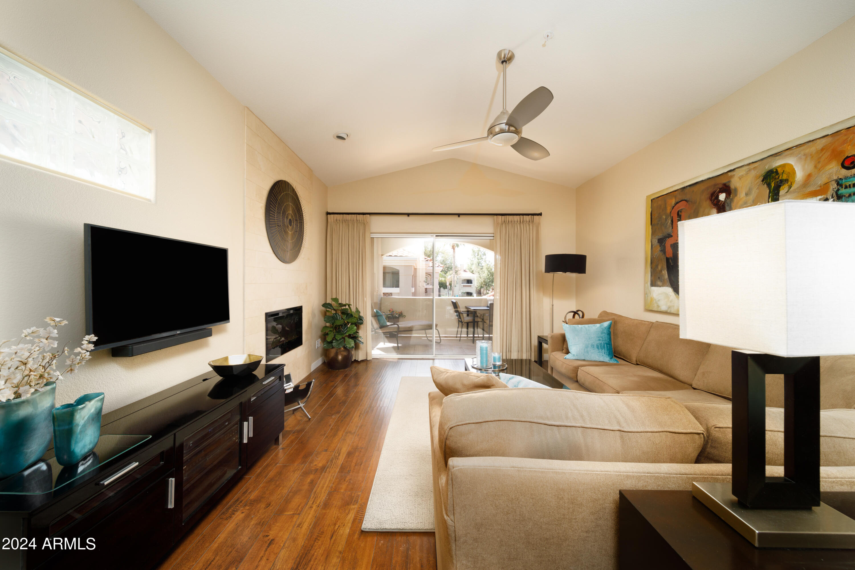 8653 E ROYAL PALM Road # 2016