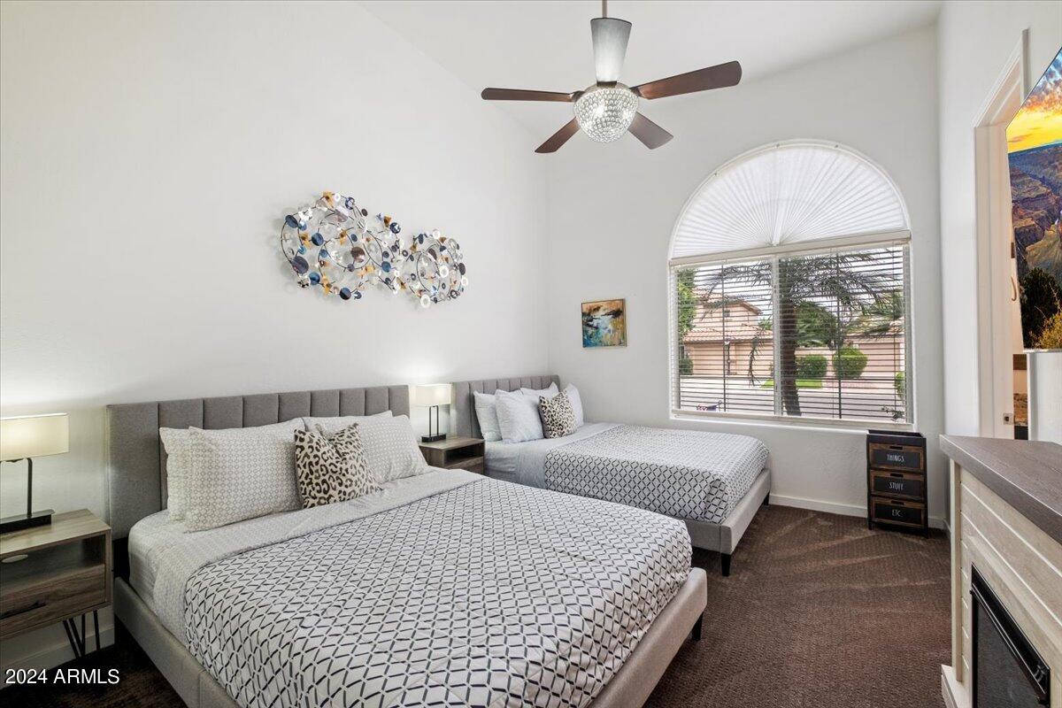 5319 E Woodridge Drive