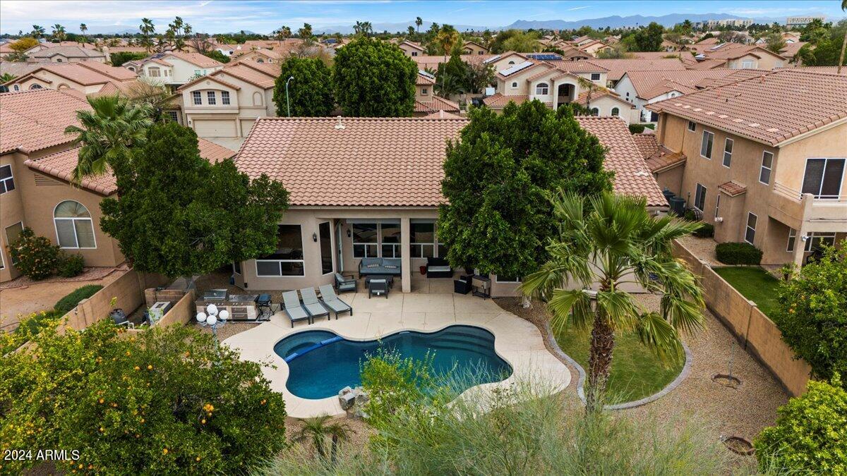5319 E Woodridge Drive