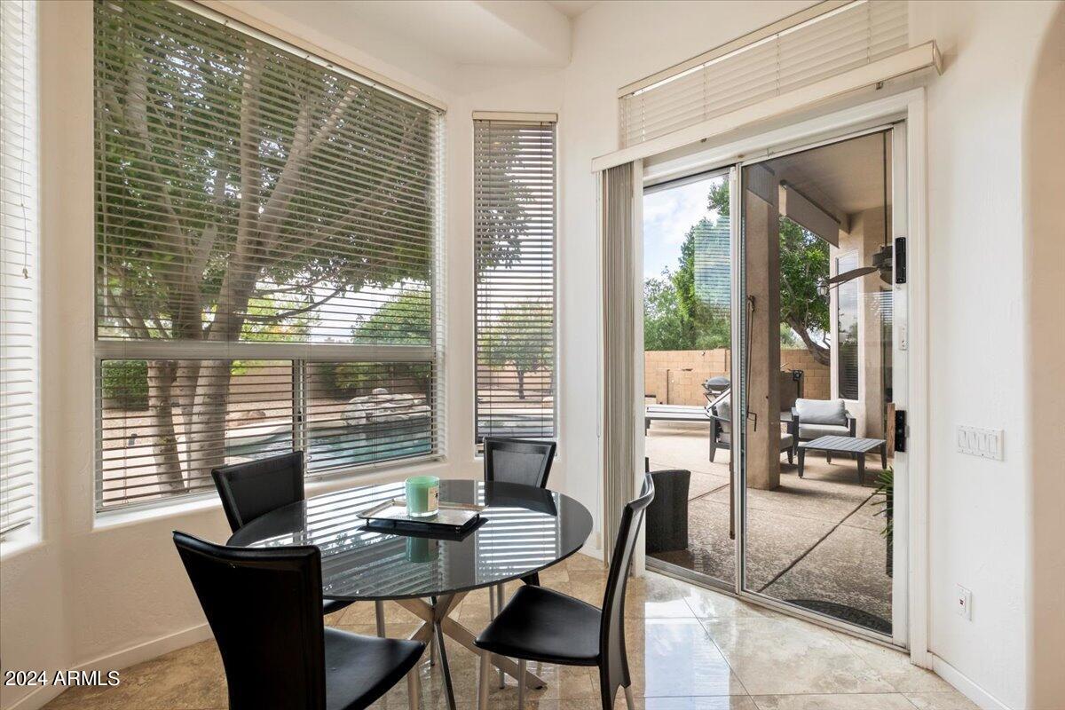 5319 E Woodridge Drive