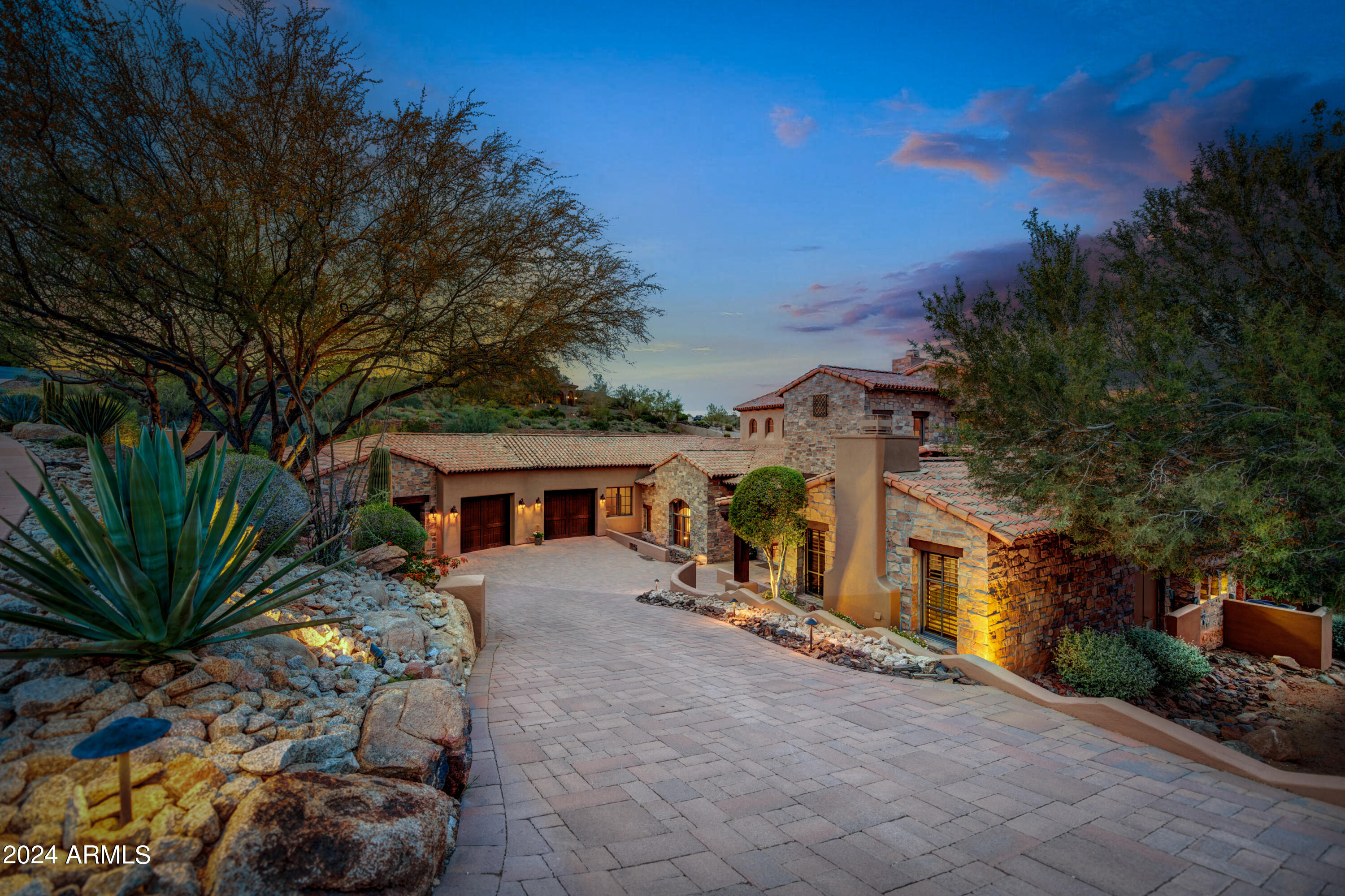 9205 N FIRERIDGE Trail