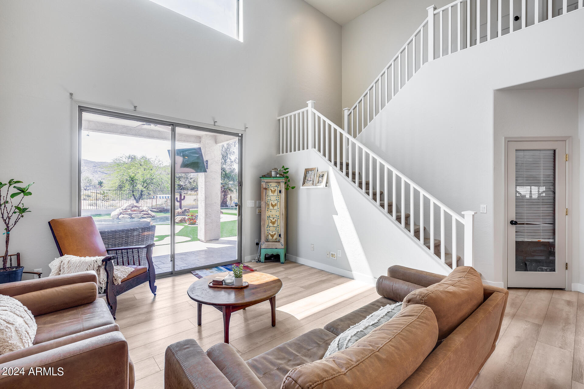 2431 E FREMONT Road