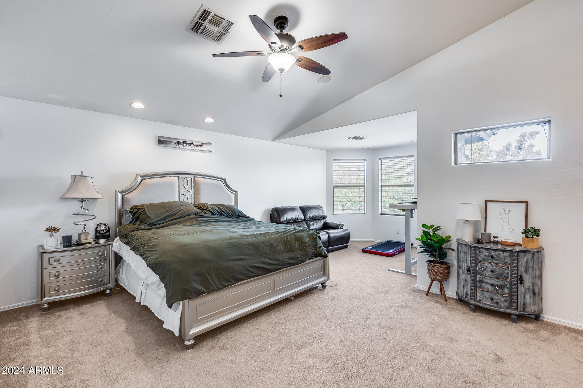 2431 E FREMONT Road