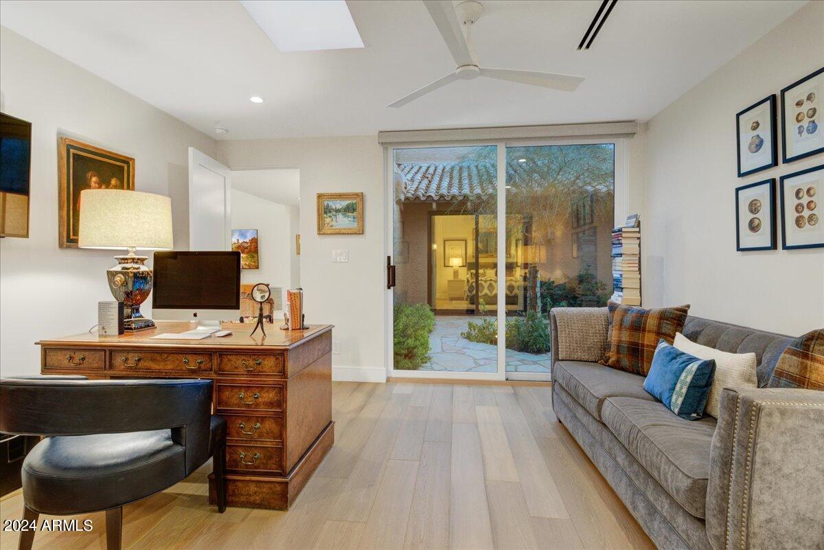 4436 E CAMELBACK Road # 35