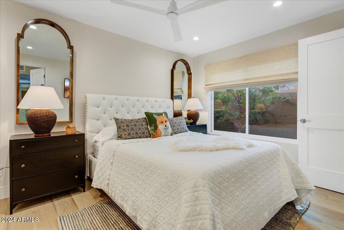 4436 E CAMELBACK Road # 35