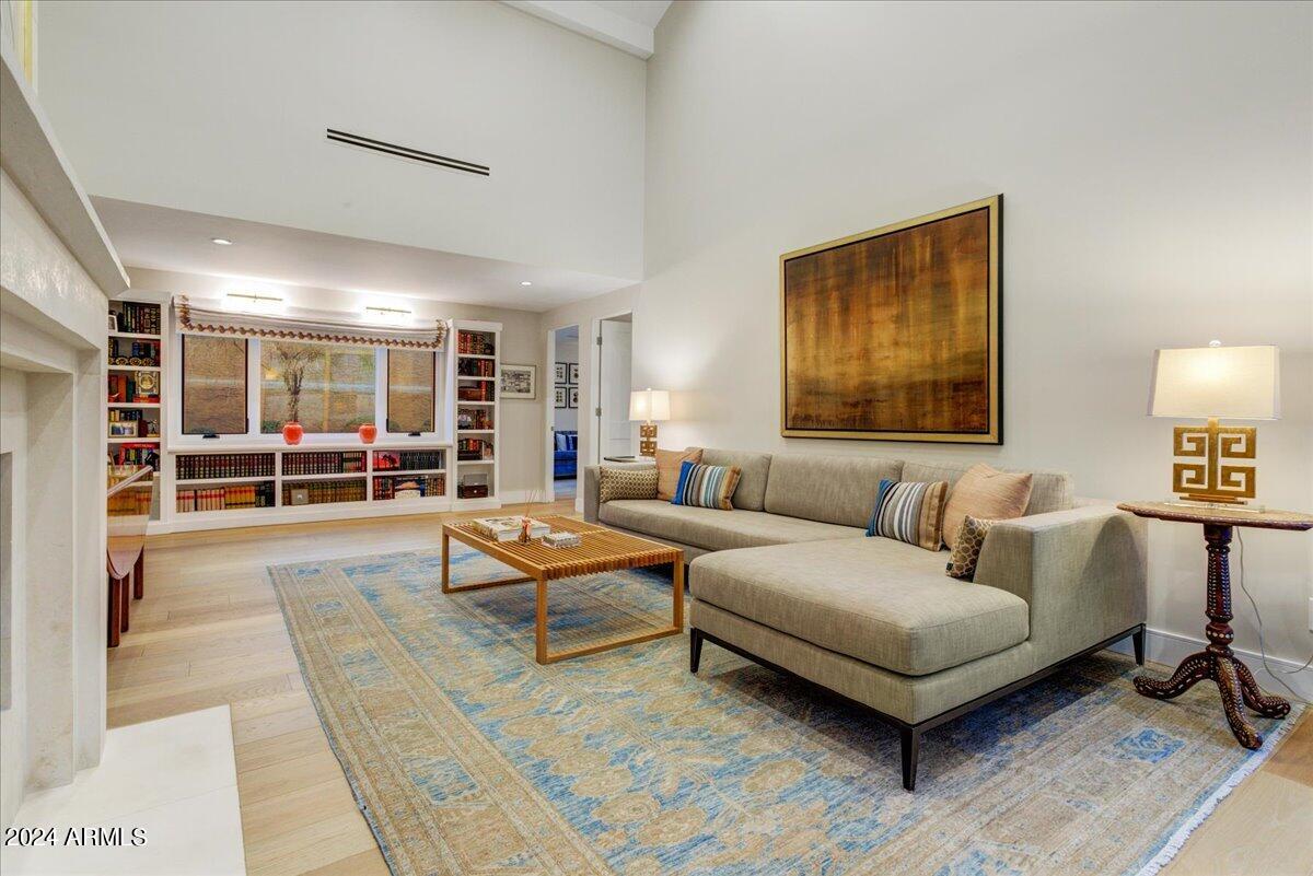 4436 E CAMELBACK Road # 35