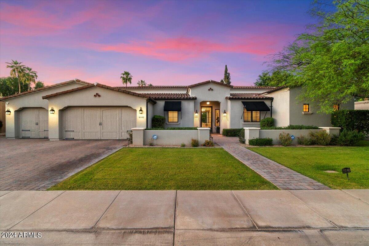 8102 E Del Joya Drive