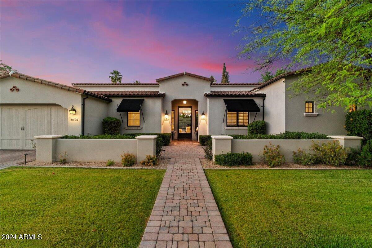8102 E Del Joya Drive